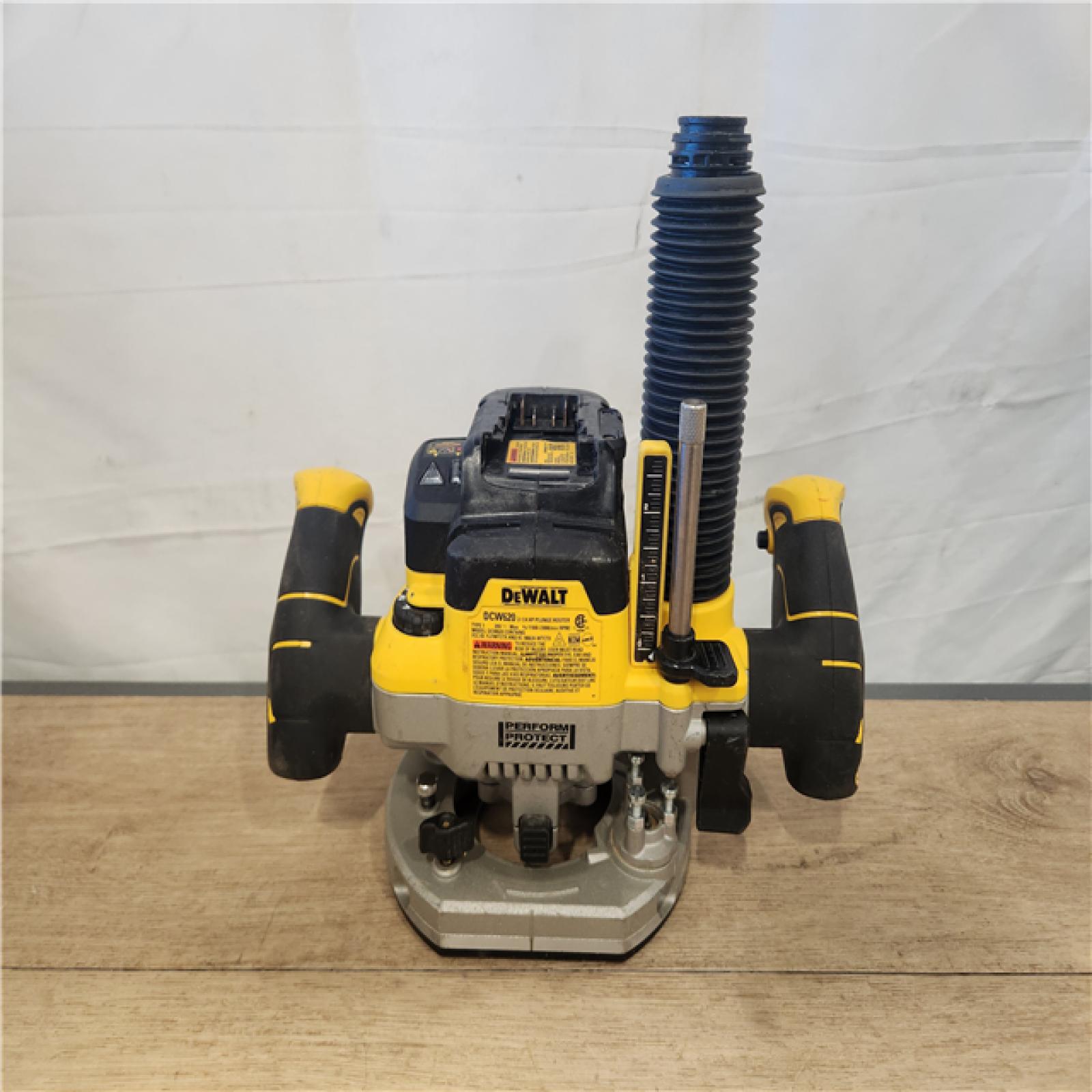 AS-IS- 20V MAX XR 2-1/4 Peak HP Brushless Cordless Plunge Router (Tool Only)