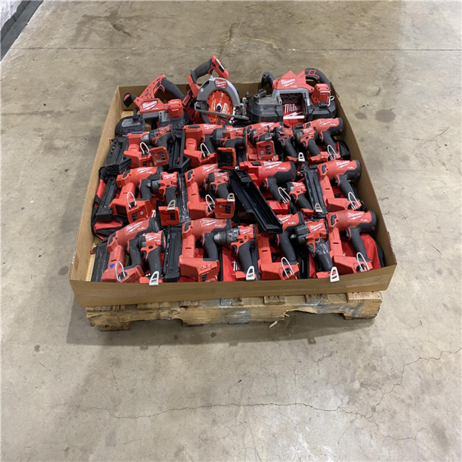 Houston Location AS IS - Tool Pallet