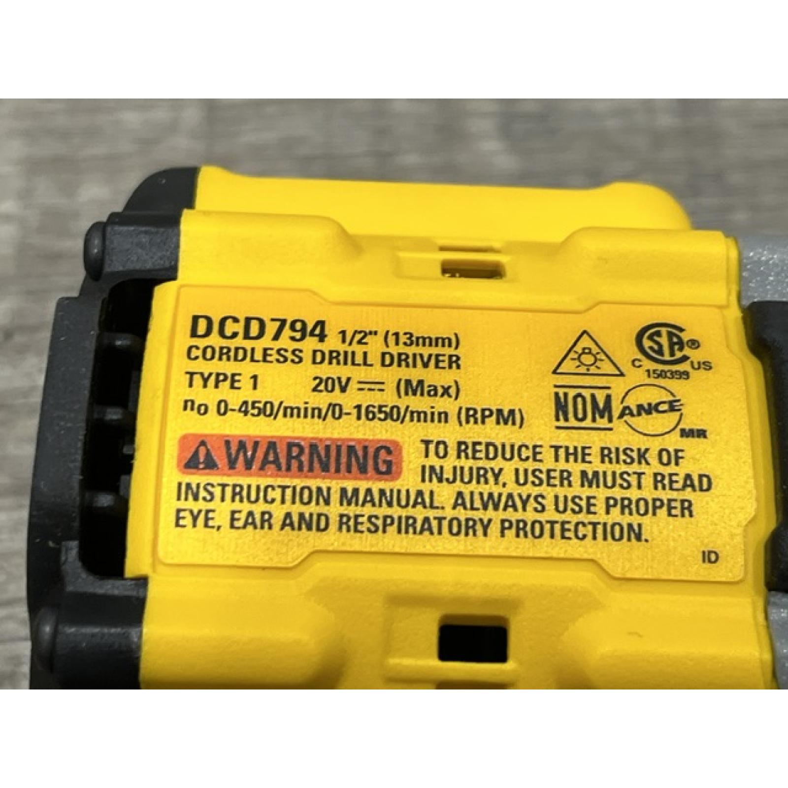 AS-IS DEWALT Atomic 20V Lithium-Ion Cordless Compact 1/2 in. Drill/Driver Kit