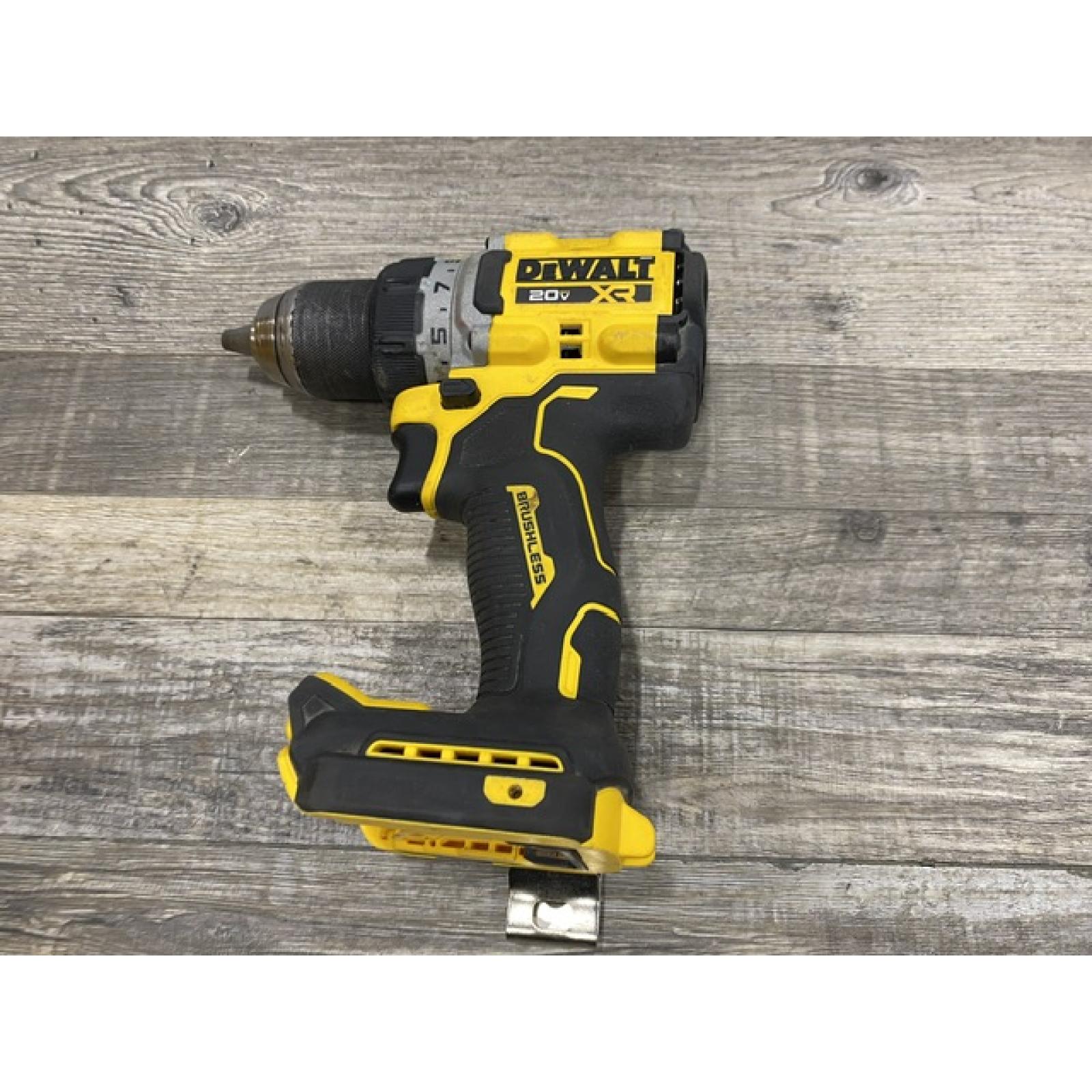 AS-IS DEWALT 20V MAX XR Brushless Cordless 1/2 Drill/Driver Kit