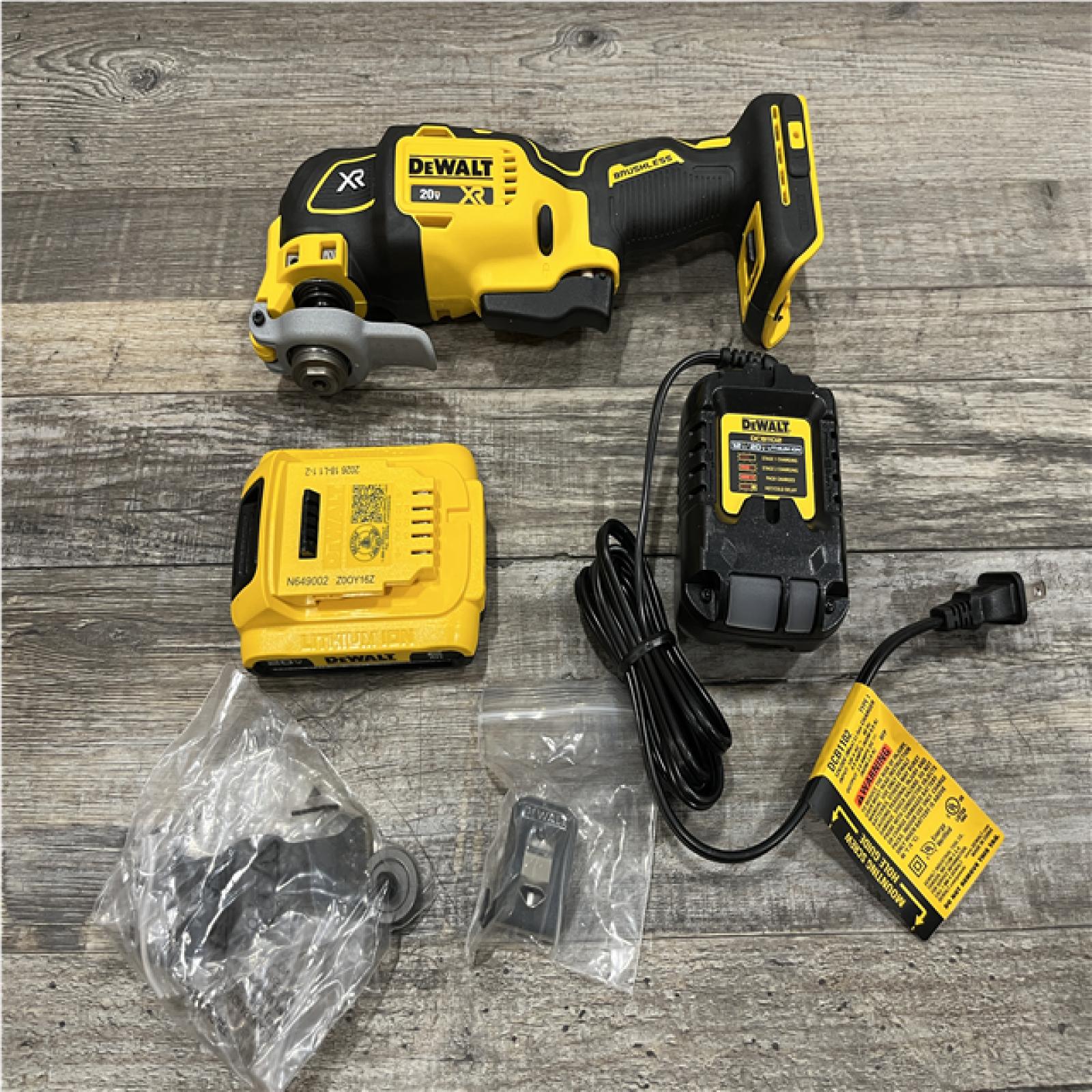 AS-IS DEWALT 20V MAX XR Cordless Brushless 3-Speed Oscillating Multi Tool Kit