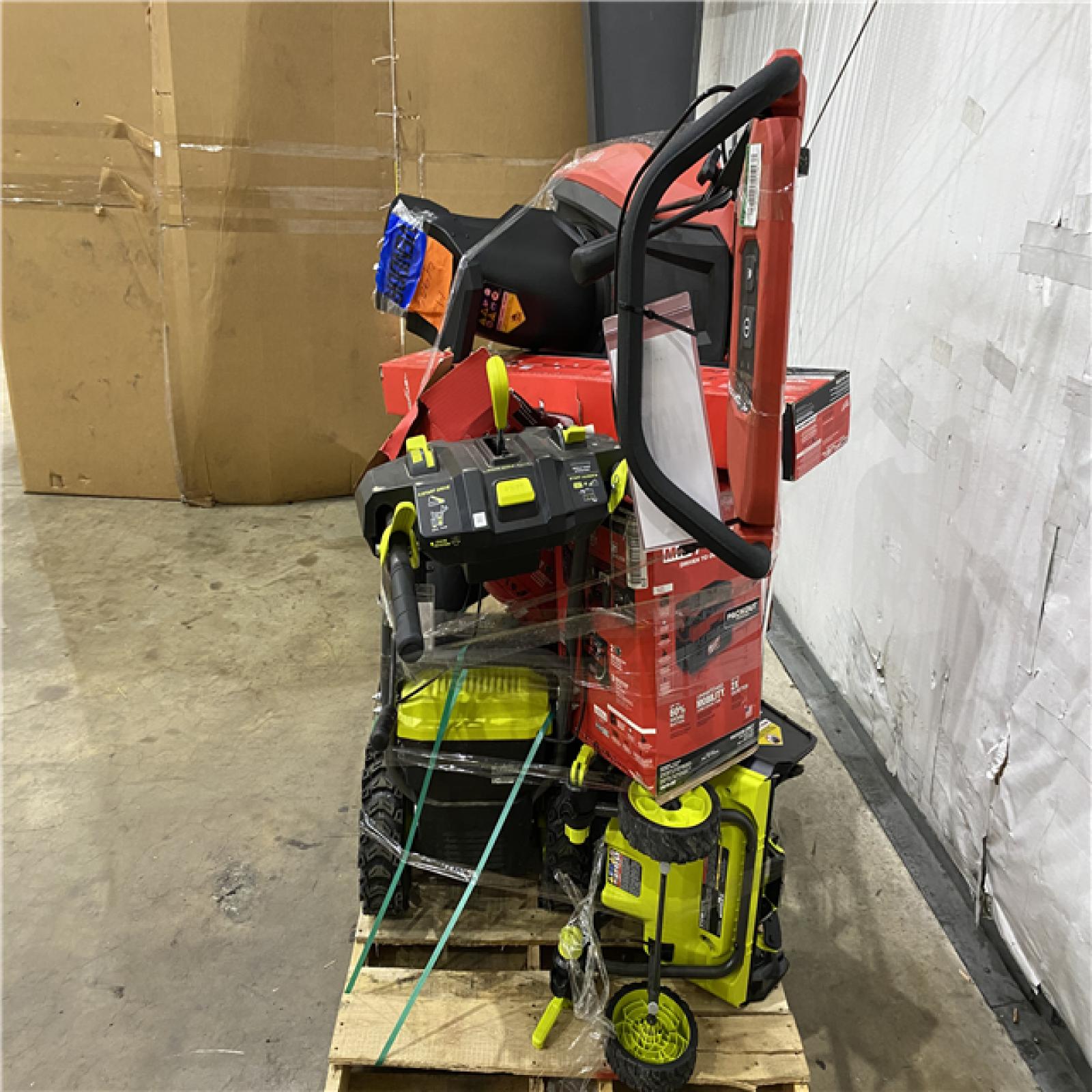 Houston Location AS IS - Tool Pallet