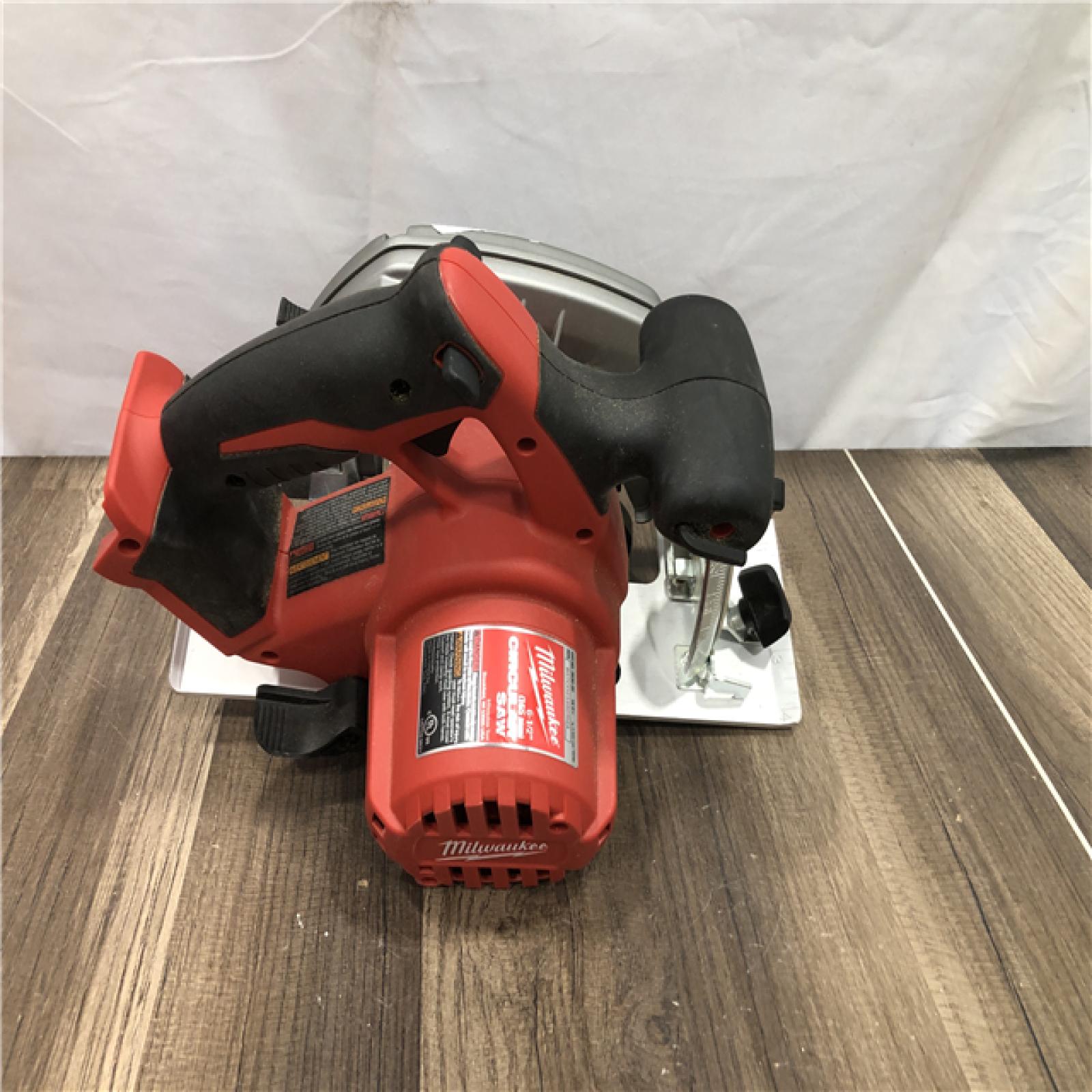 AS-IS Milwaukee M18 18V Lithium-Ion Cordless 6-1/2 in. Circular Saw (Tool-Only)