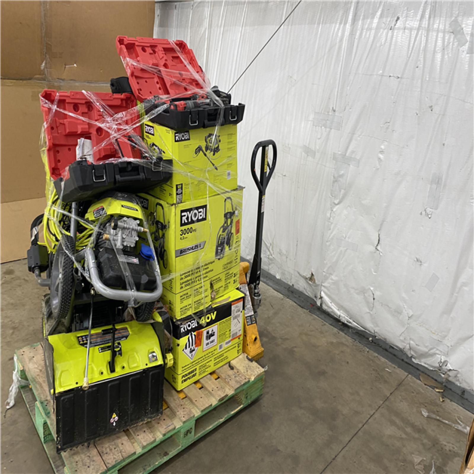 Houston Location AS IS - Tool Pallet