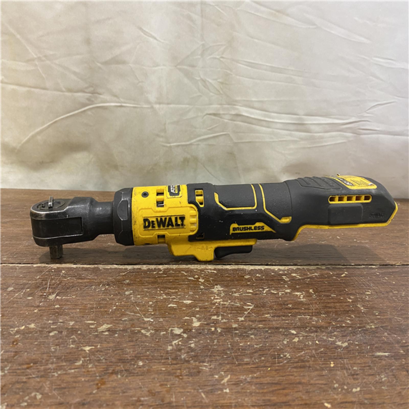 AS-IS ATOMIC 20V MAX Cordless 3/8 in. Ratchet (Tool Only)