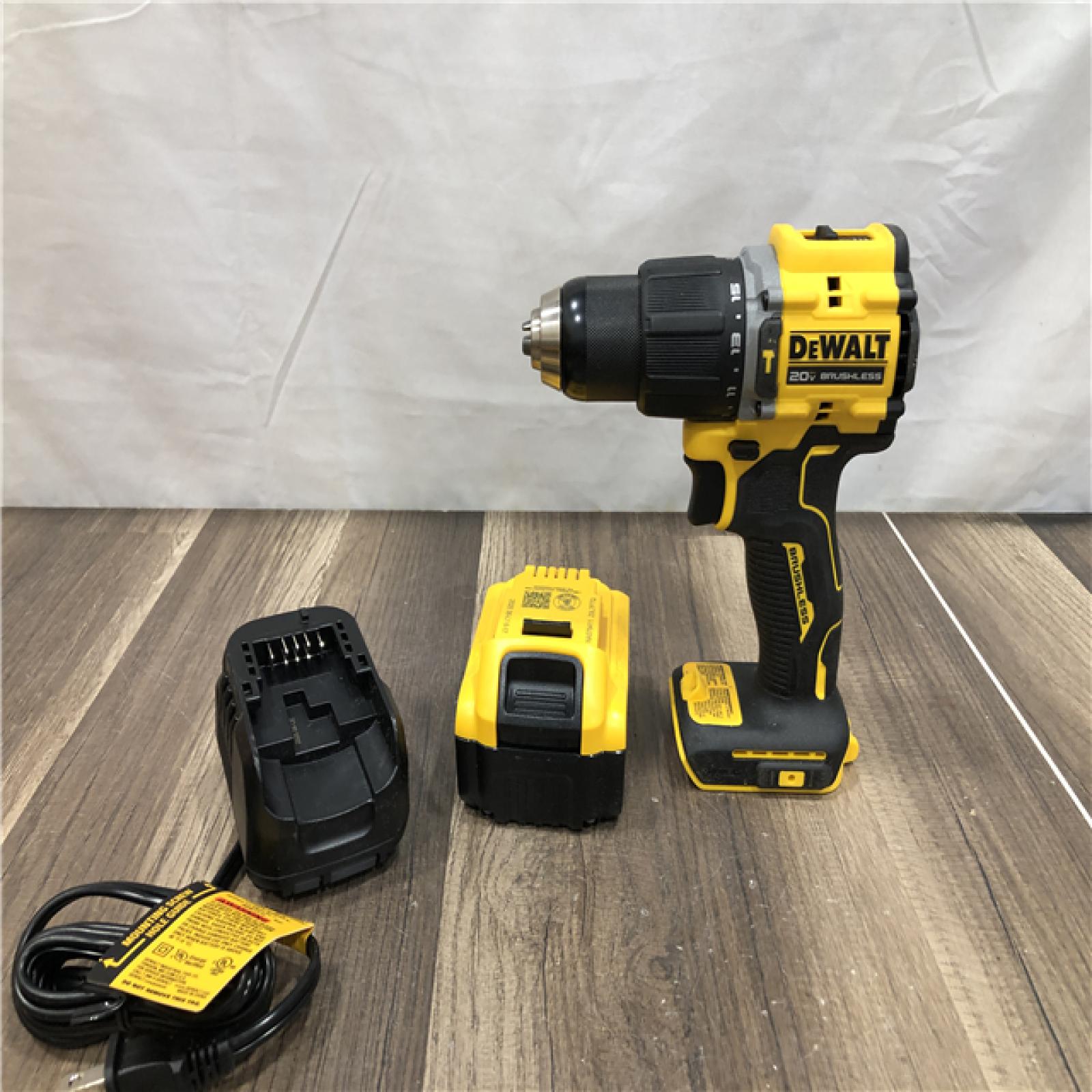 AS-IS DEWALT ATOMIC 20V Lithium-Ion Cordless 1/2 in. Hammer Drill Kit