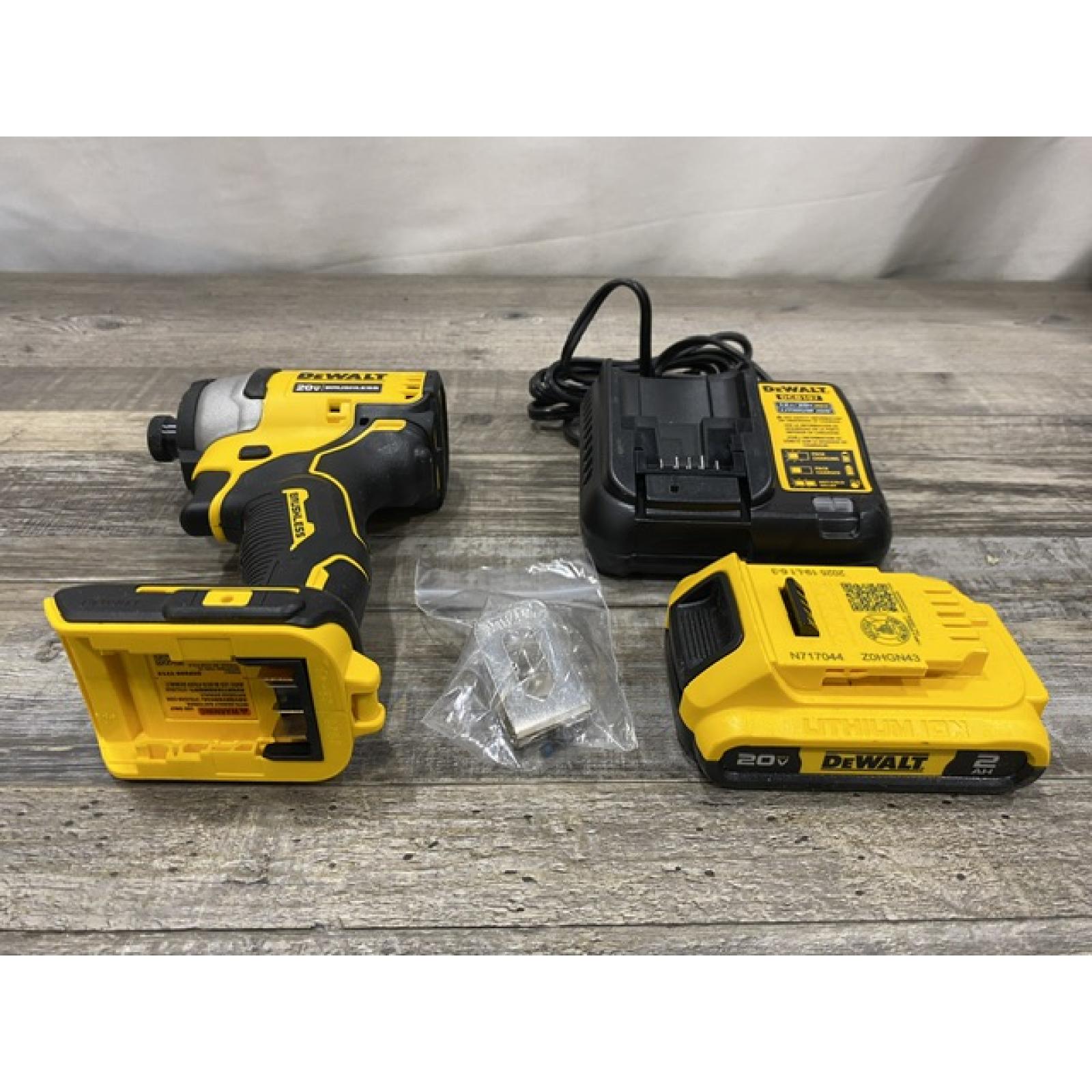AS-IS DEWALT Atomic 20V Max Lithium-Ion Brushless Cordless Compact 1/4 in. Impact Driver Kit