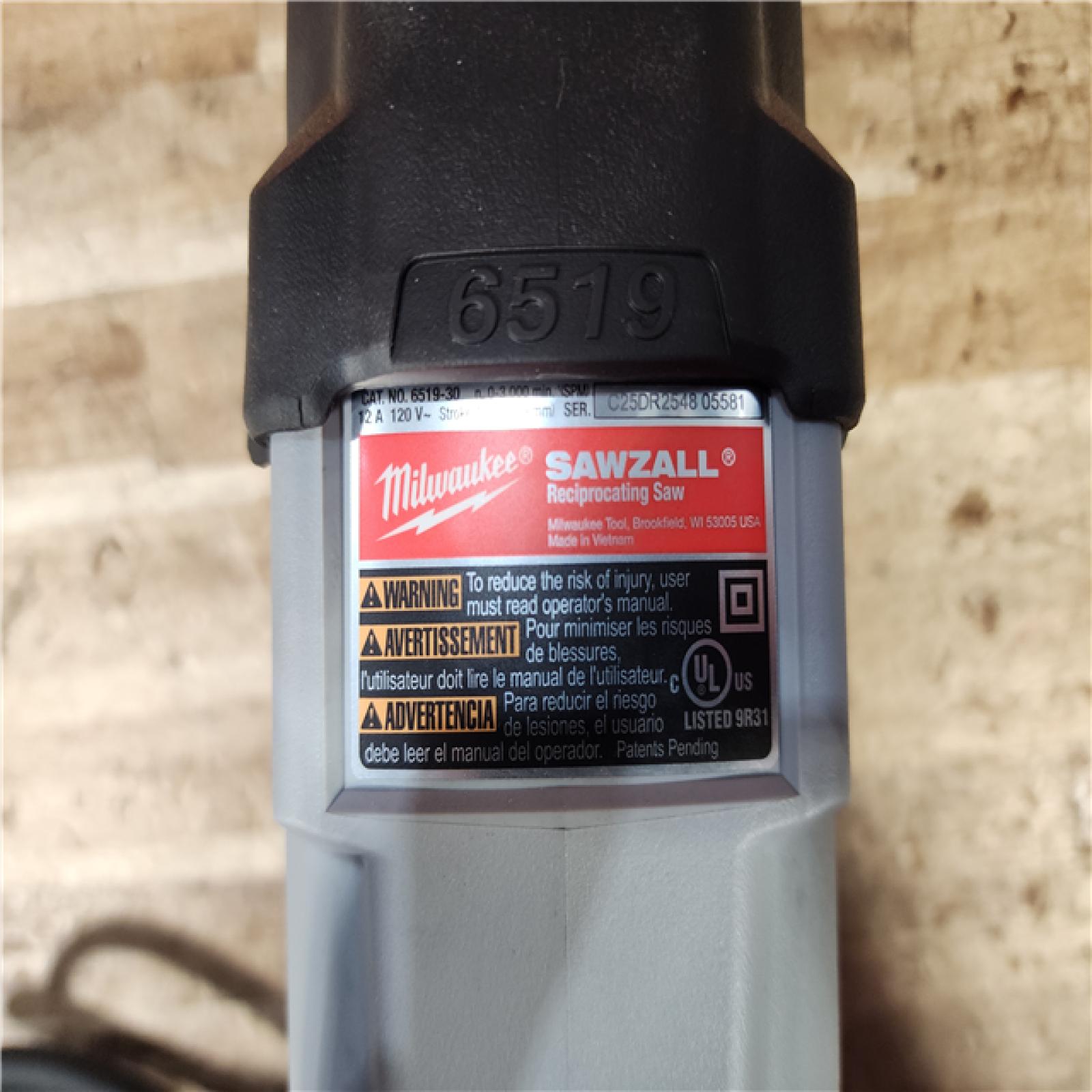 HOUSTON LOCATION - AS - IS 12 Amp Sawzall Reciprocating Saw with Case