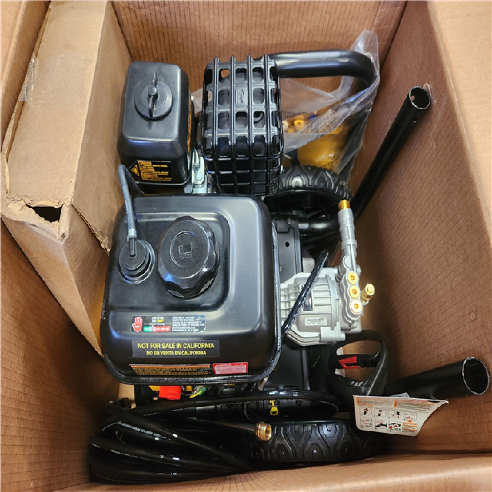 Phoenix NEW DEWALT 3400 PSI 2.5 GPM Gas Cold Water Pressure Washer with DeWalt 210 Engine