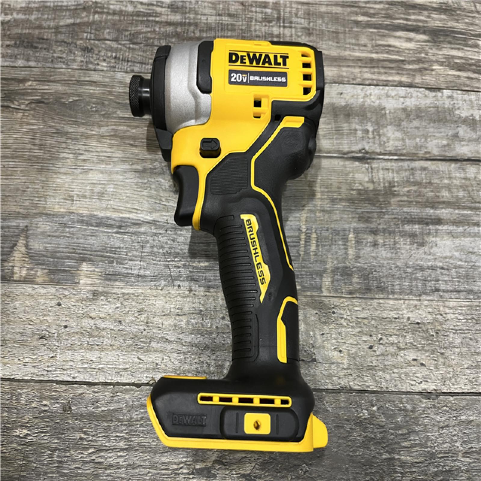 AS-IS DEWALT Atomic 20V Max Lithium-Ion Brushless Cordless Compact 1/4 in. Impact Driver Kit