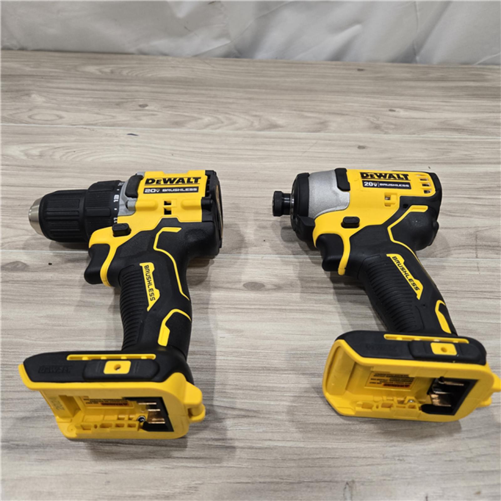 AS-IS Dewalt DCK225D2 20V MAX ATOMIC Compact Cordless Drill Driver and Impact Driver Combo Kit