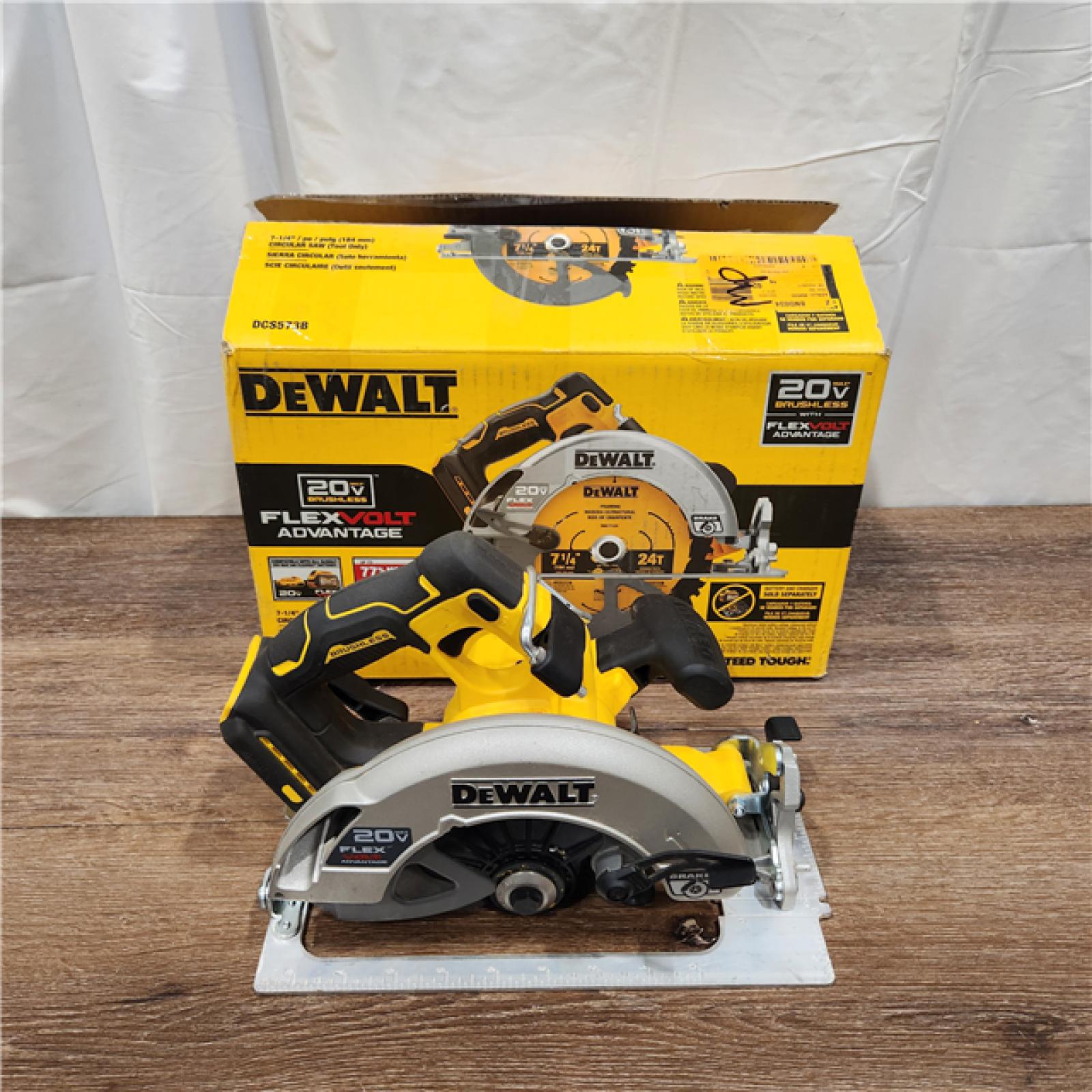 Dewalt sidewinder online
