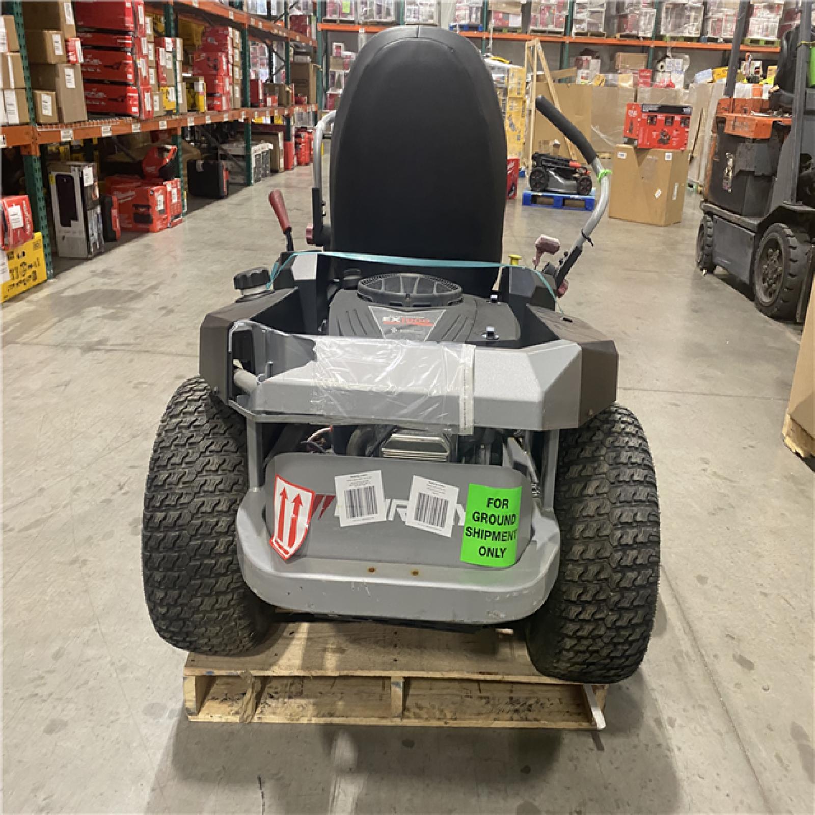 Dallas Location - As-Is Murray Cruz 42 in. 19.0 HP 540cc EX1900 Series Gas Zero Turn Mower