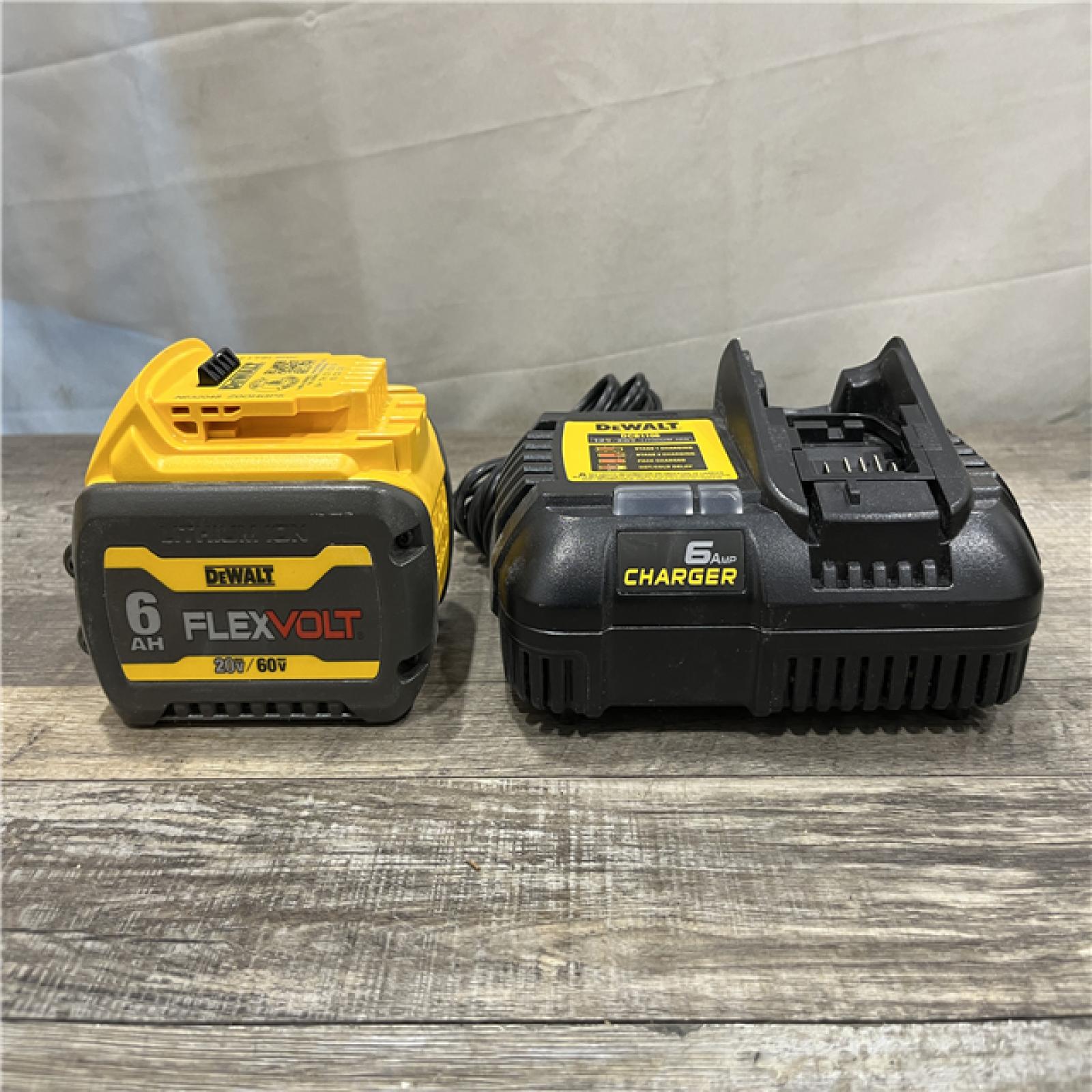 AS-IS DEWALT FLEXVOLT 20V/60V MAX Lithium-Ion 6.0Ah Battery Pack Kit