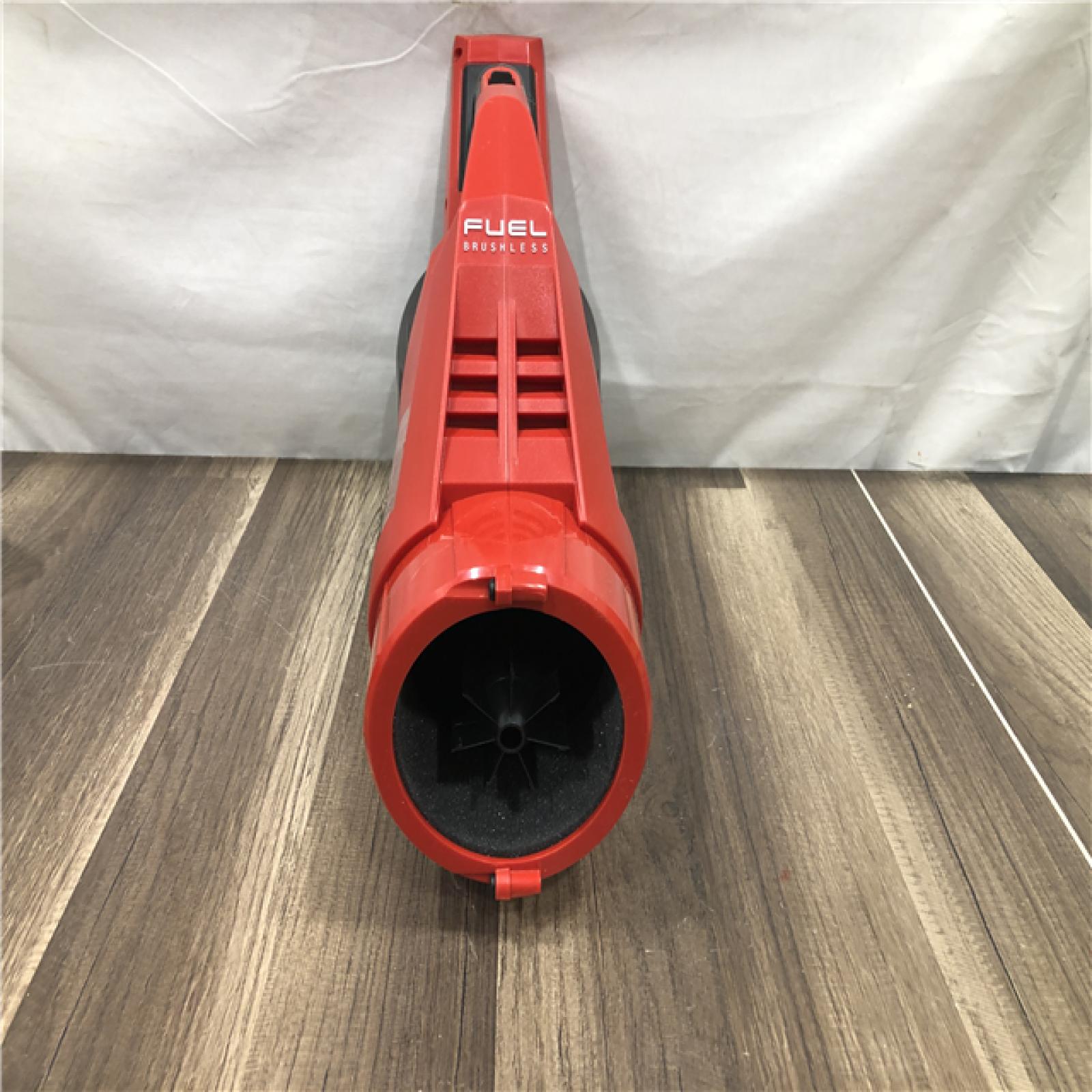 AS-IS Milwaukee FUEL 120 MPH 500 CFM 18V Brushless Cordless Battery Powered Leaf Blower Kit