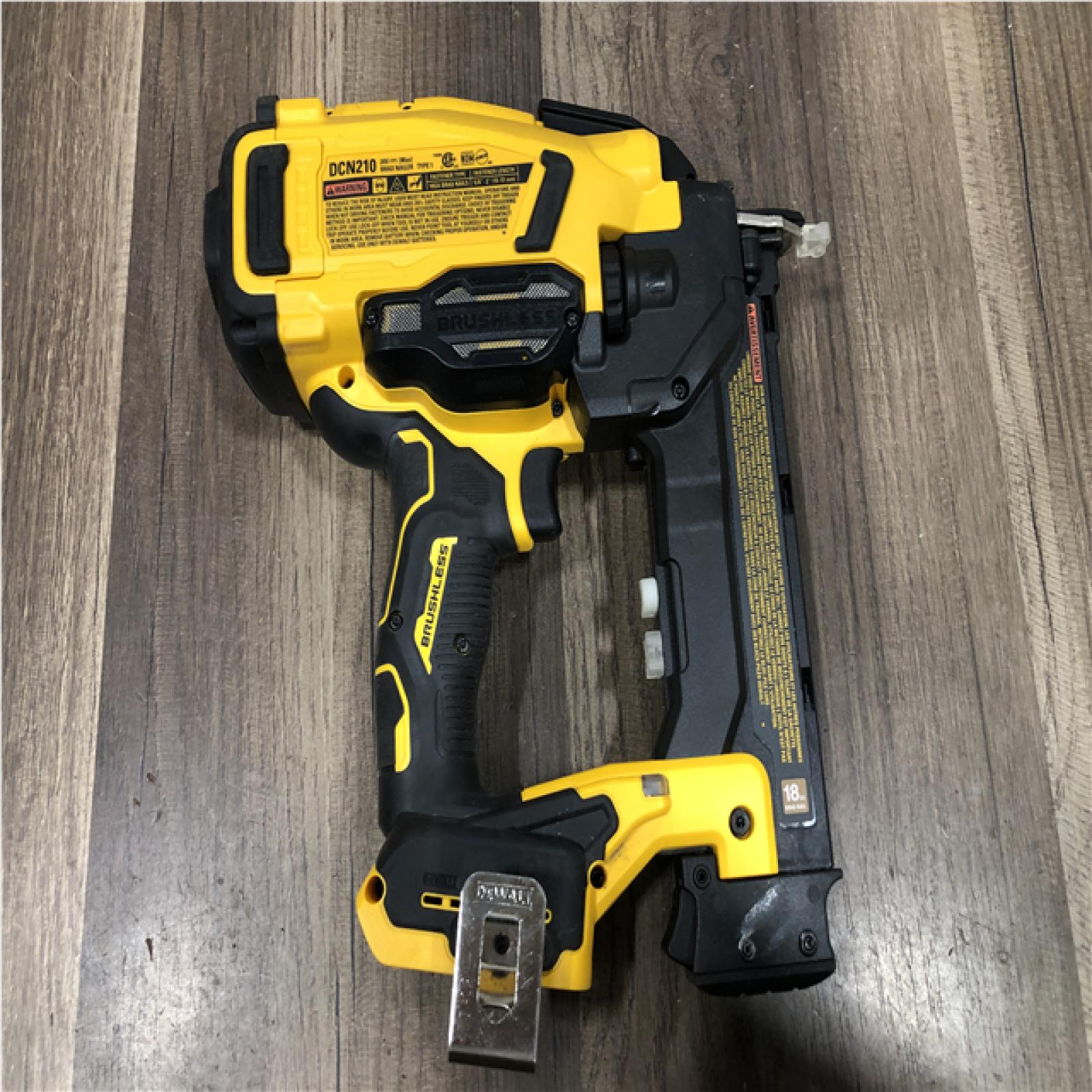 AS-IS DEWALT 20V MAX XR 18 Gauge Cordless Brad Nailer (Tool Only)