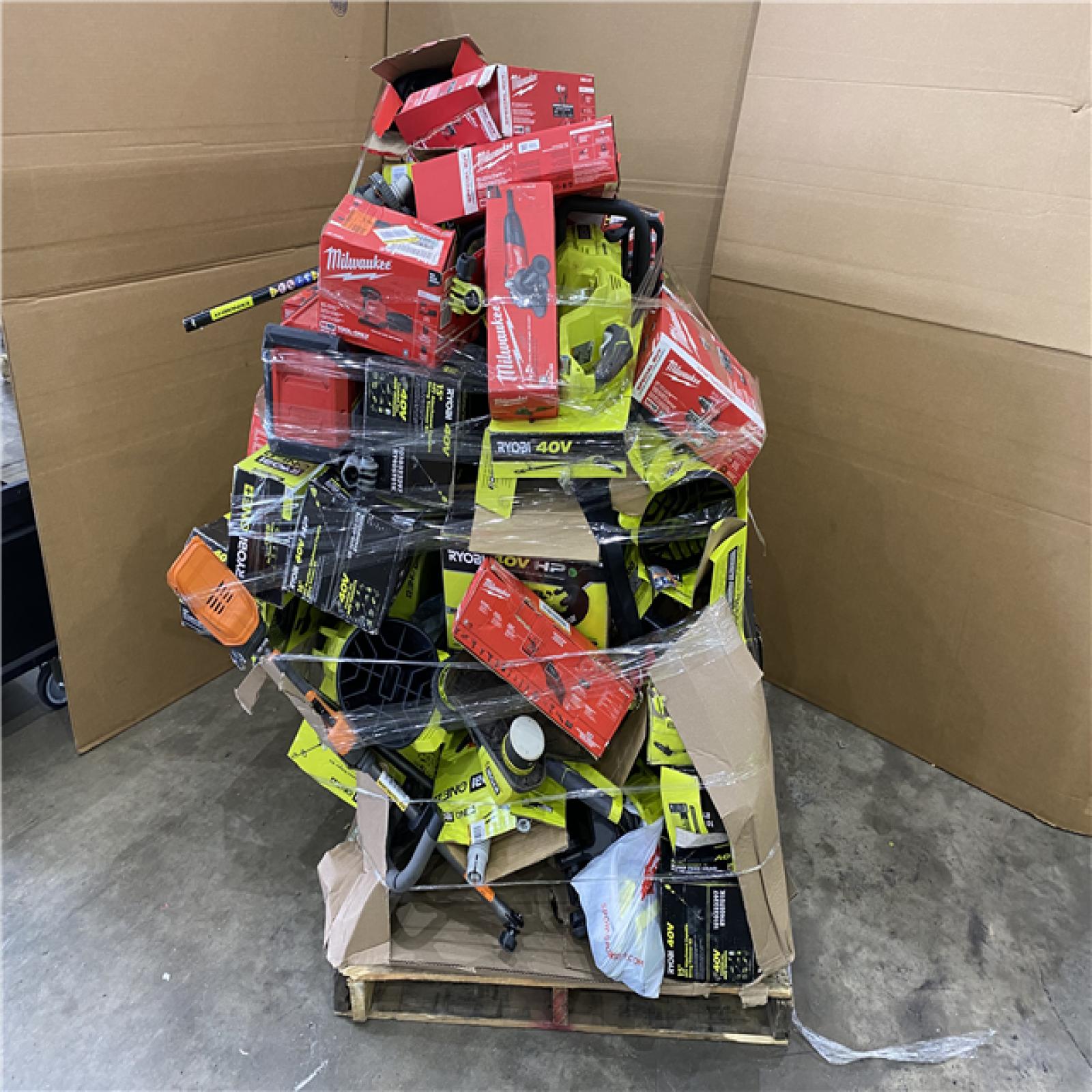Houston Location- AS-IS - Tool Pallet