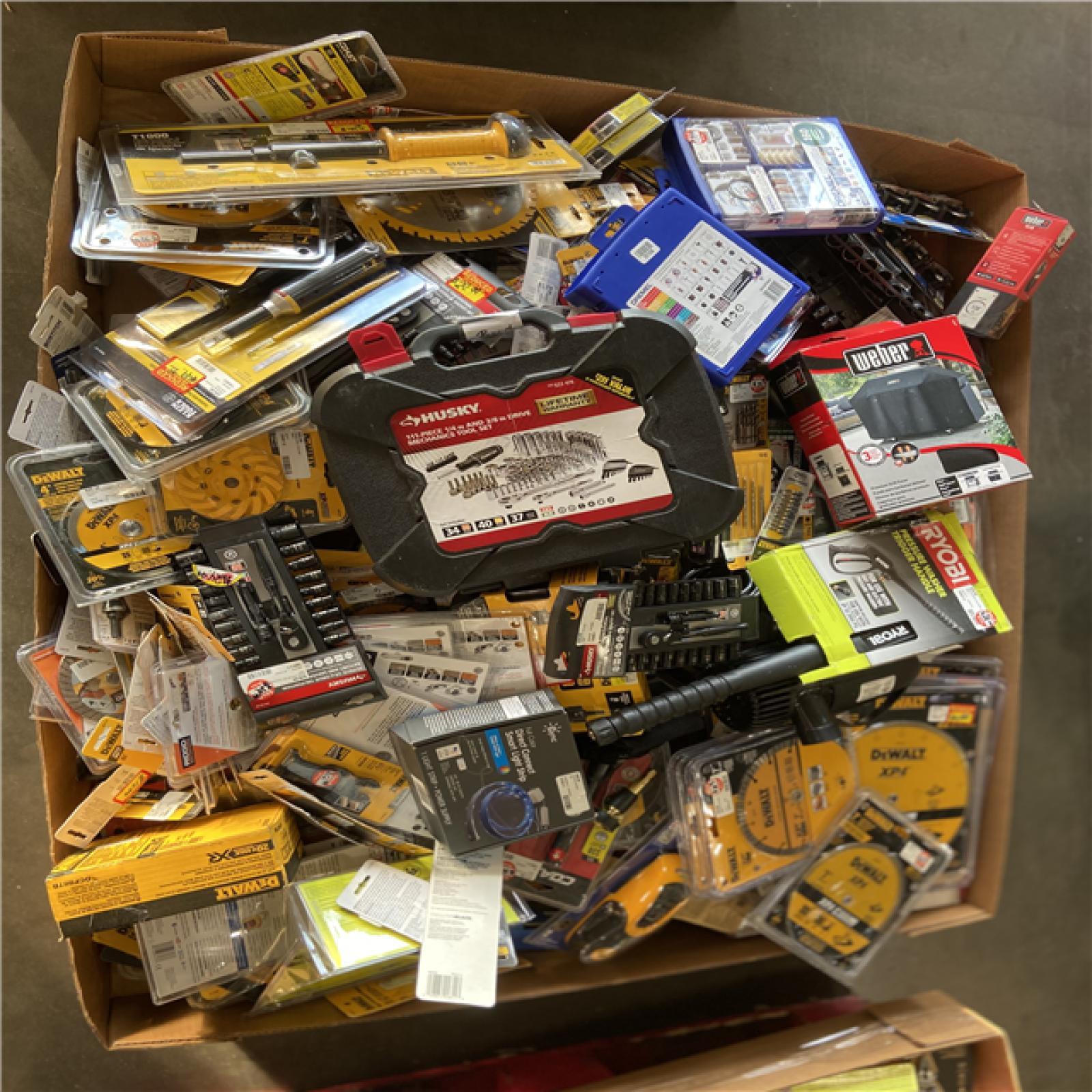 DALLAS LOCATION - AS-IS MISCELLANEOUS TOOL PALLET