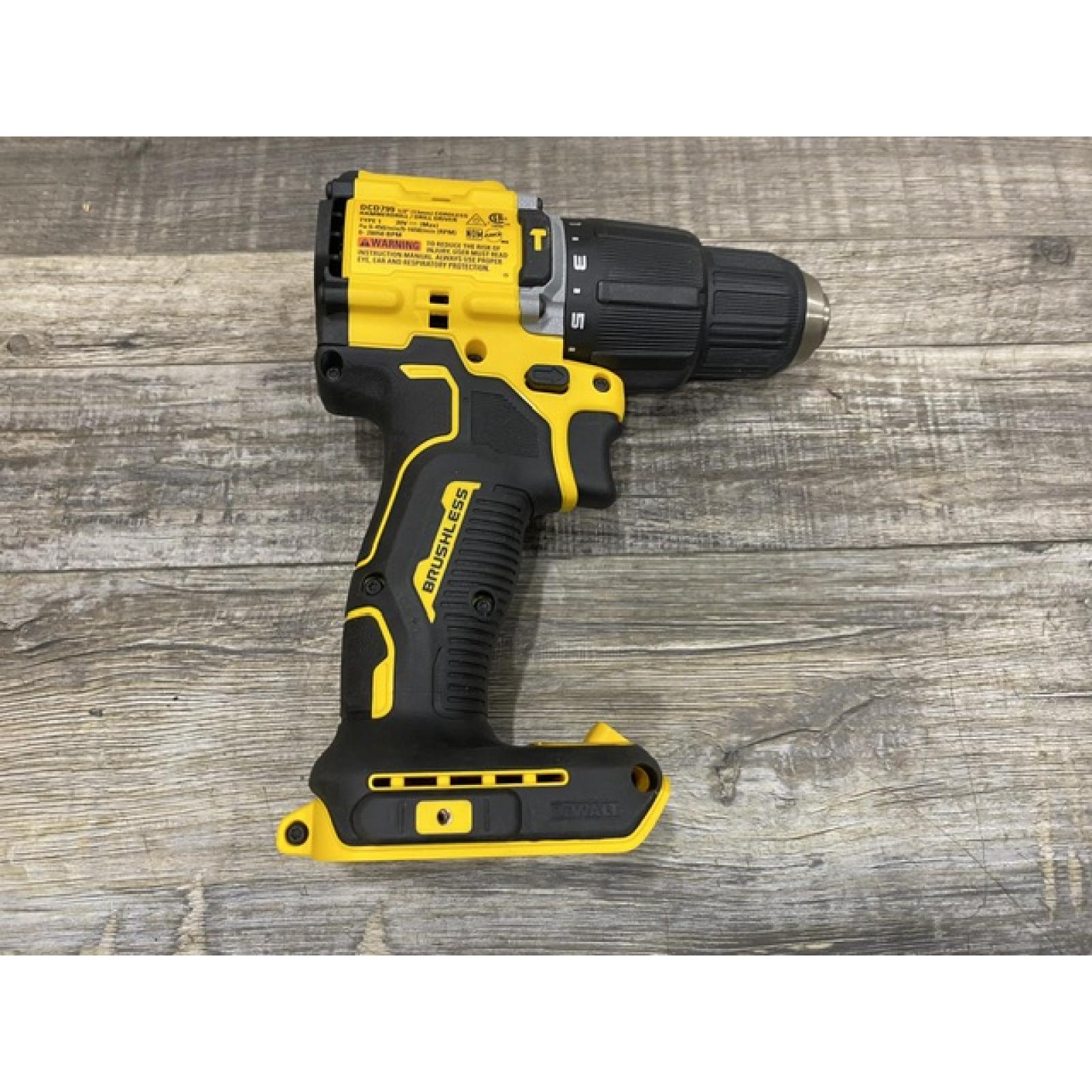 AS-IS DEWALT ATOMIC 20V Cordless 1/2 in. Compact Hammer Drill Kit
