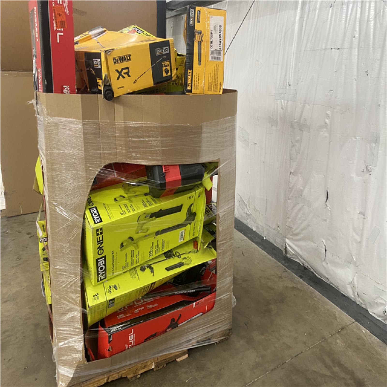 Houston Location AS IS - Tool Pallet