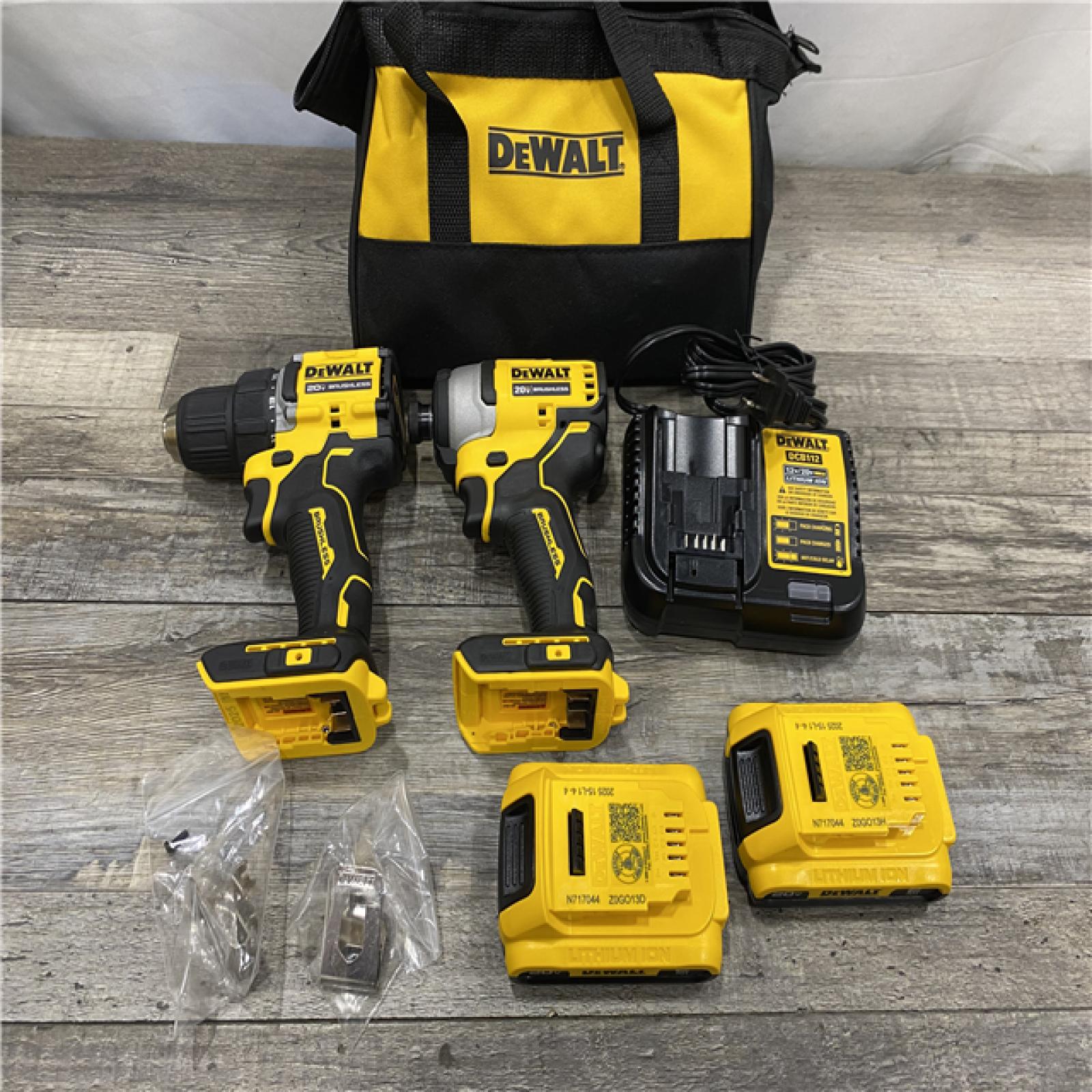 AS-IS DEWALT ATOMIC 20-Volt MAX Lithium-Ion Cordless Combo Kit