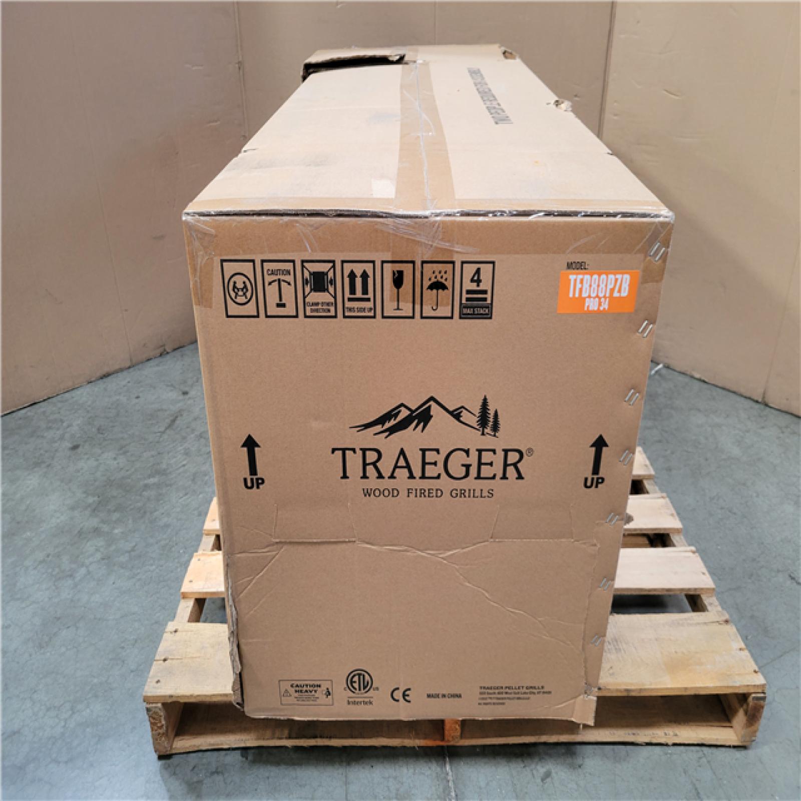 CALIFORNIA AS-IS APPEARS NEW Traeger Pro 34 Wood Pellet Grill and Smoker
