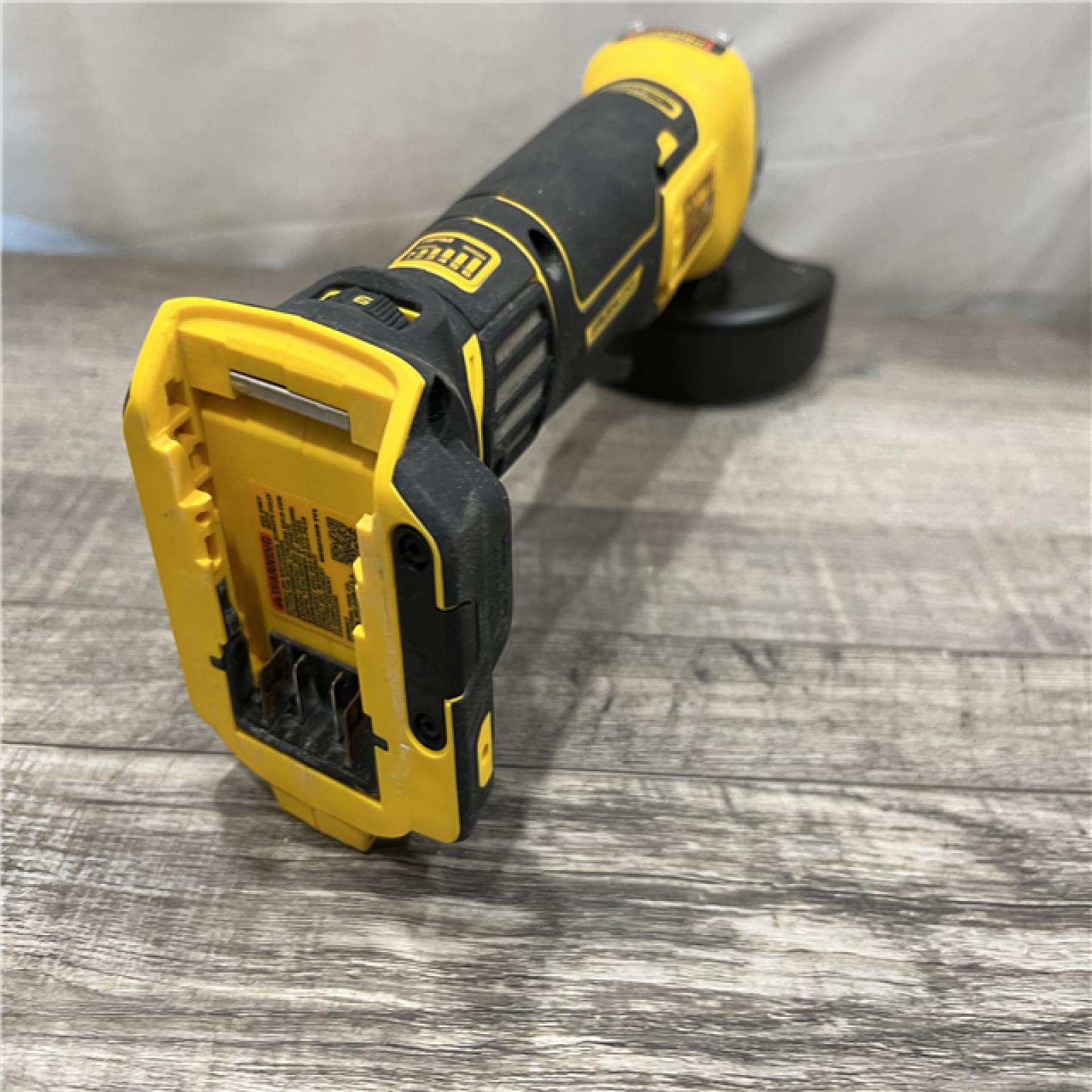 AS-IS DEWALT 20V XR Cordless 4-1/2. in. to 5 in. Variable Speed Angle Grinder (Tool Only)