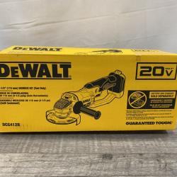 NEW - DEWALT 20V MAX Cordless 4.5 in. - 5 in. Angle Grinder (Tool Only)