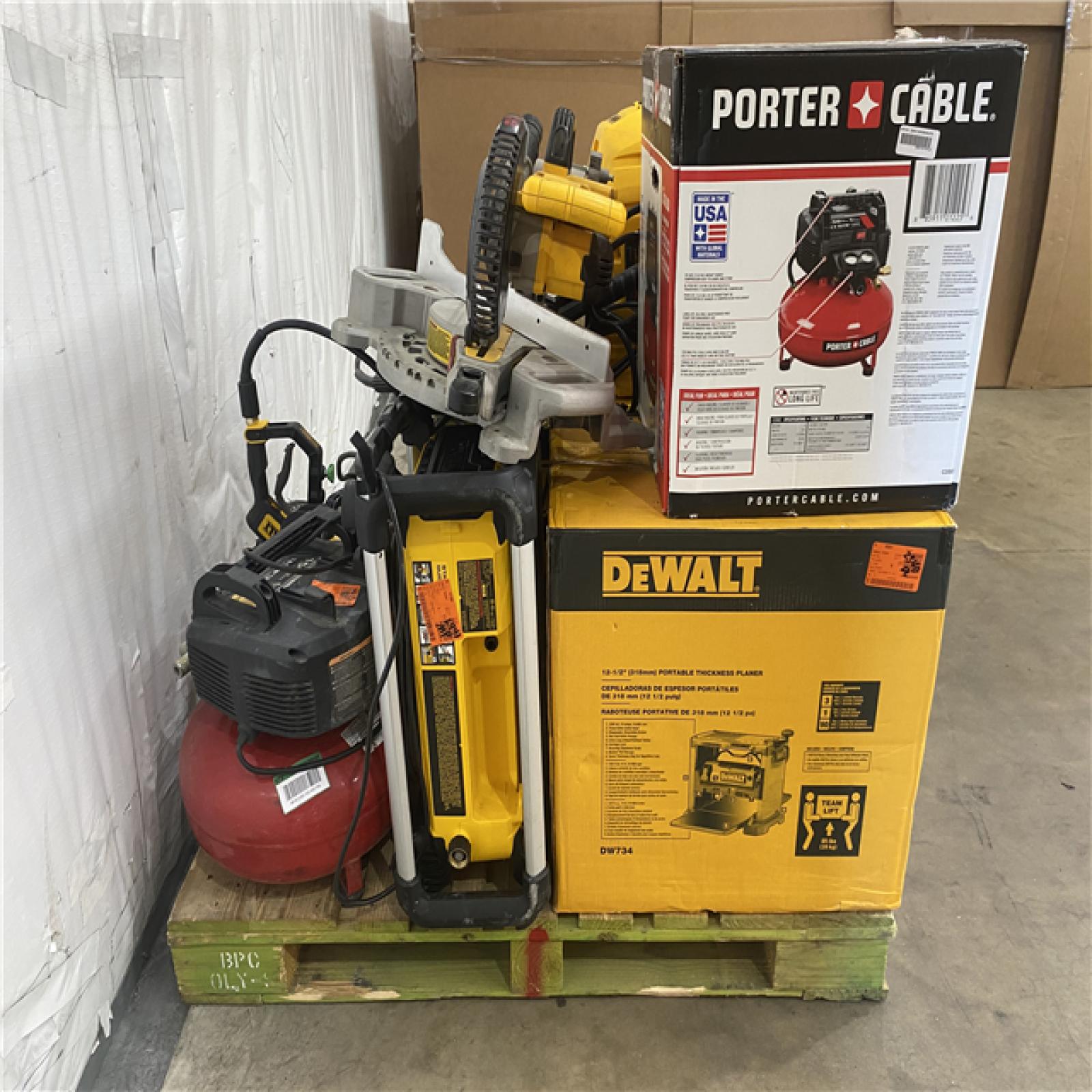 Houston Location AS IS - Tool Pallet
