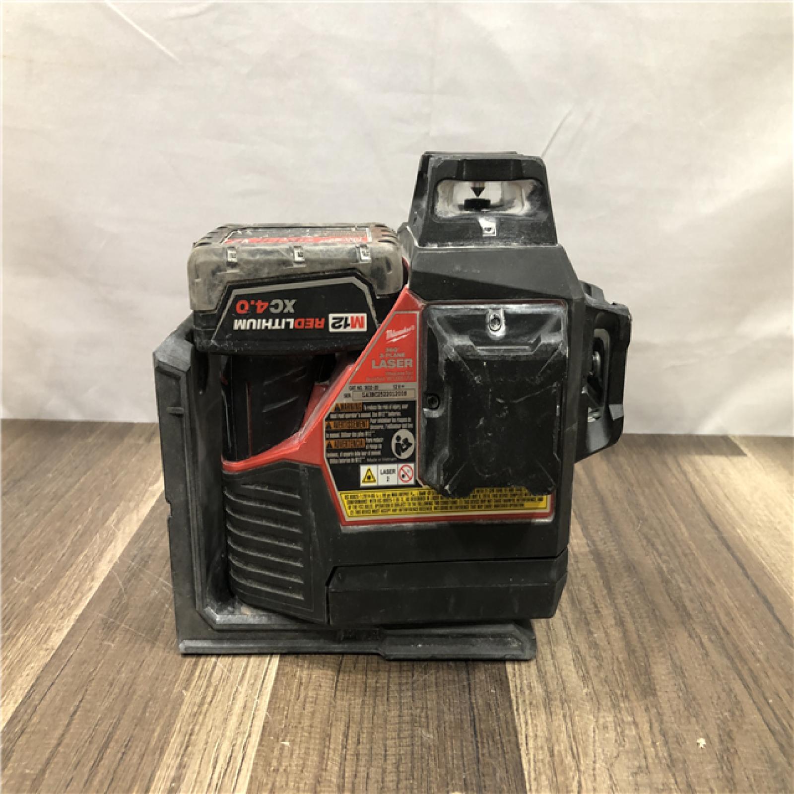 AS-IS Milwaukee M12 12-Volt Lithium-Ion Cordless Green 250 ft. 3-Plane Laser Level Kit