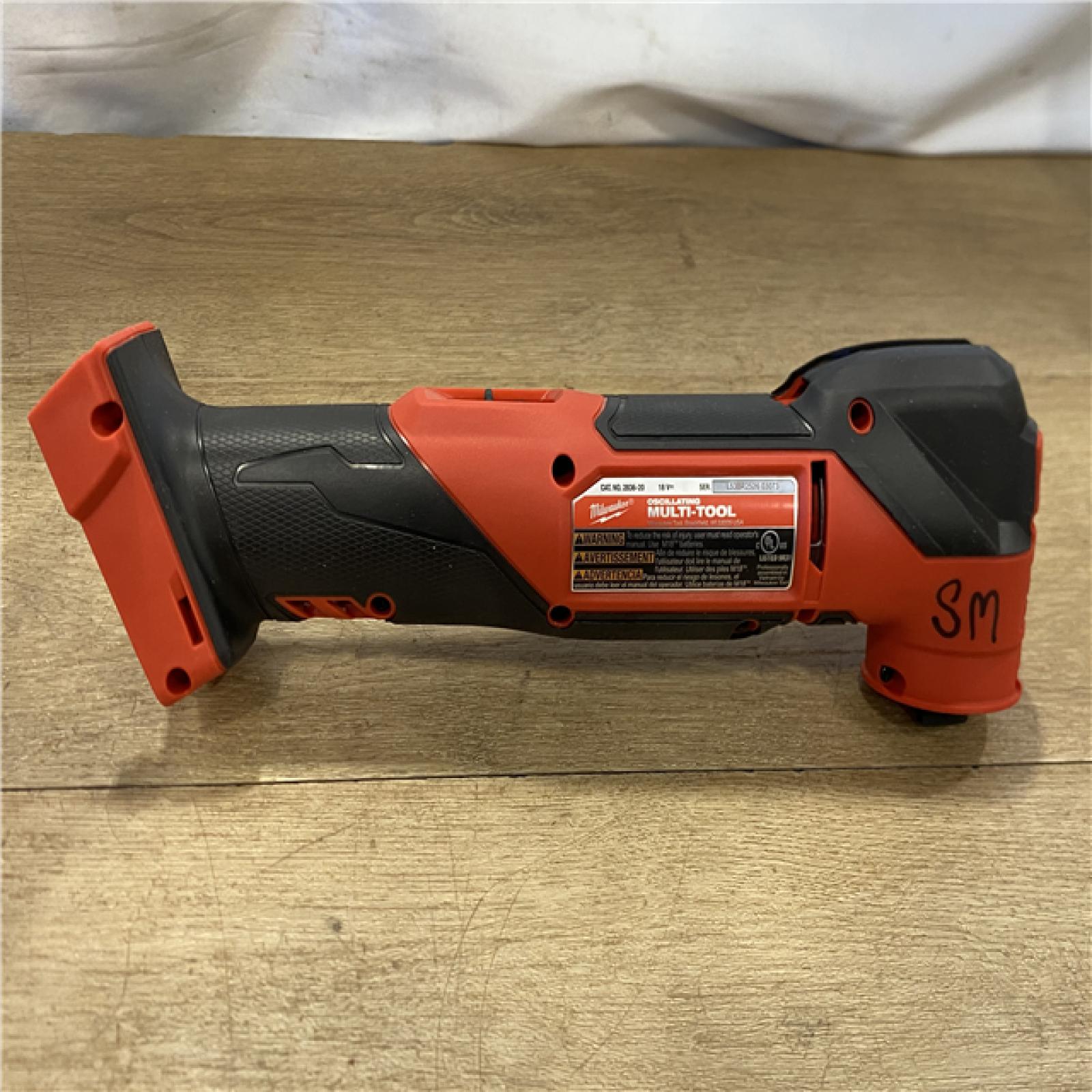 AS-IS Milwaukee FUEL 18V Lithium-Ion Cordless Brushless Oscillating Multi-Tool (Tool-Only)