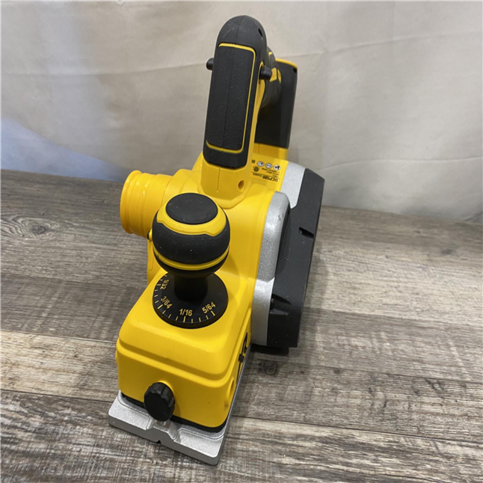 AS-IS DEWALT 20V MAX XR Cordless Brushless 3-1/4 in. Planer (Tool Only)