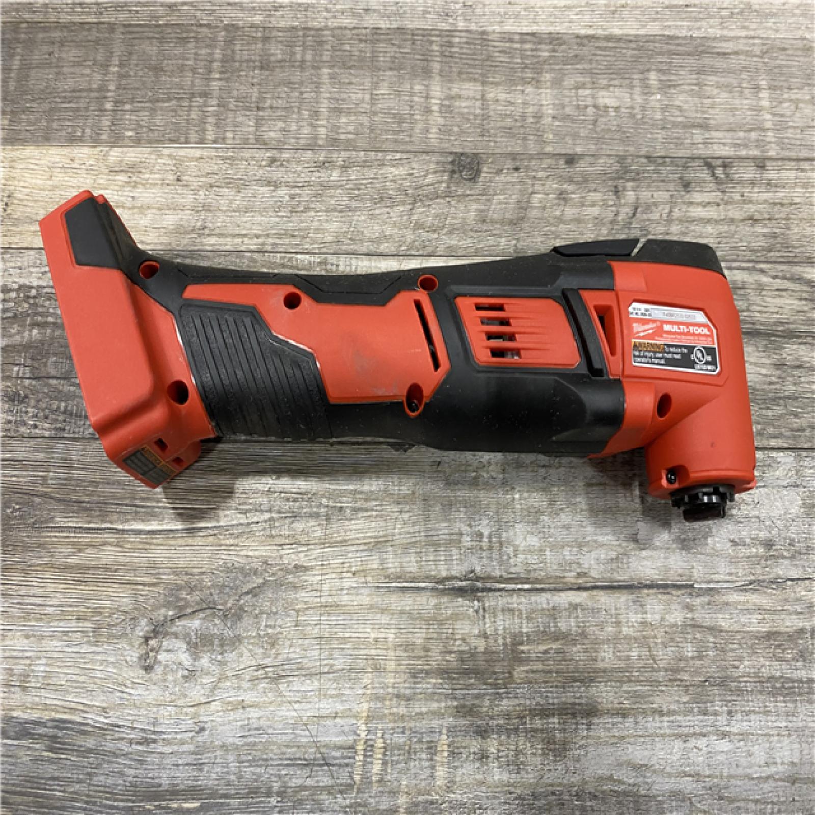 AS-IS Milwaukee 18V Lithium-Ion Cordless Oscillating Multi-Tool (Tool-Only)