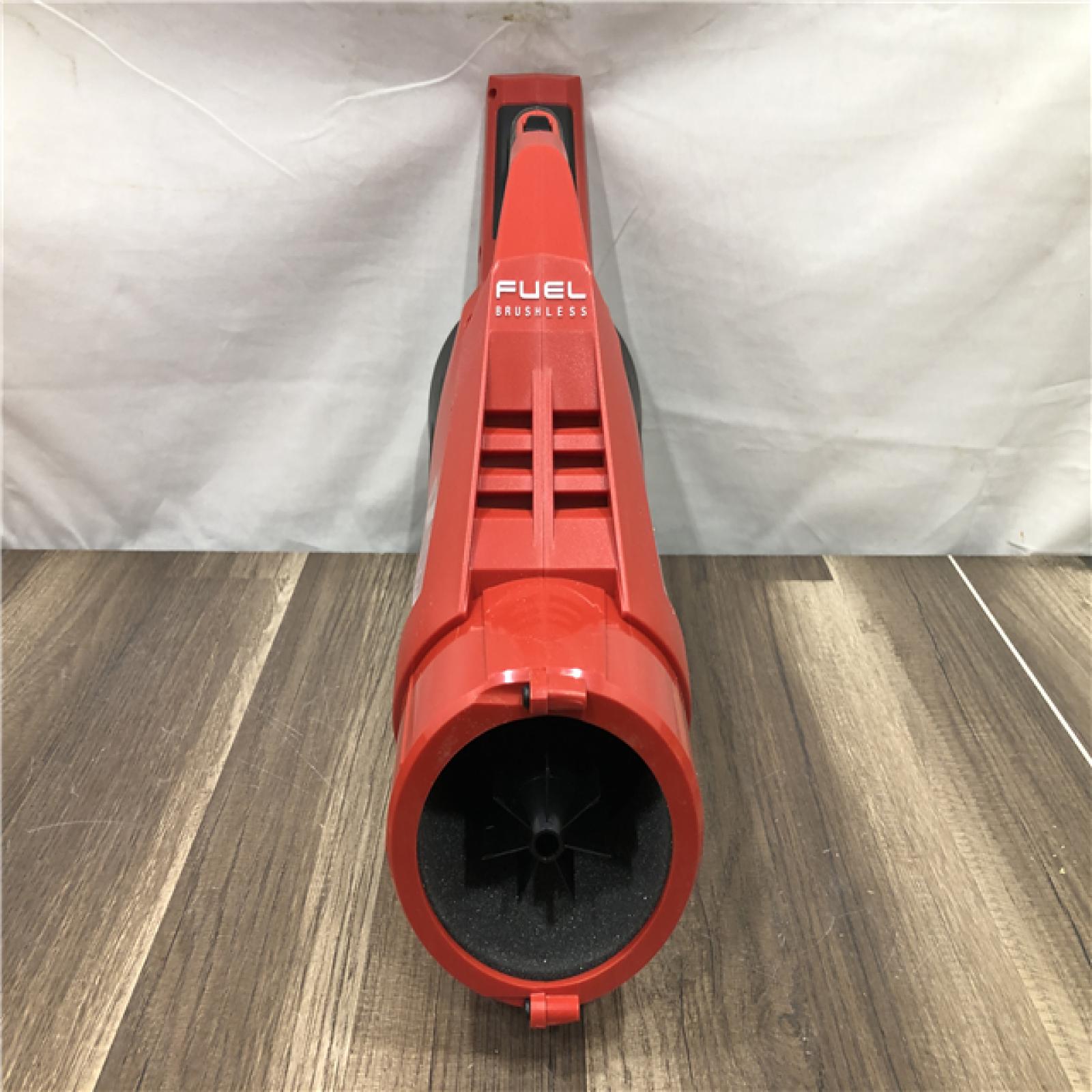 AS-IS Milwaukee FUEL 120 MPH 500 CFM 18V Brushless Cordless Battery Powered Leaf Blower Kit