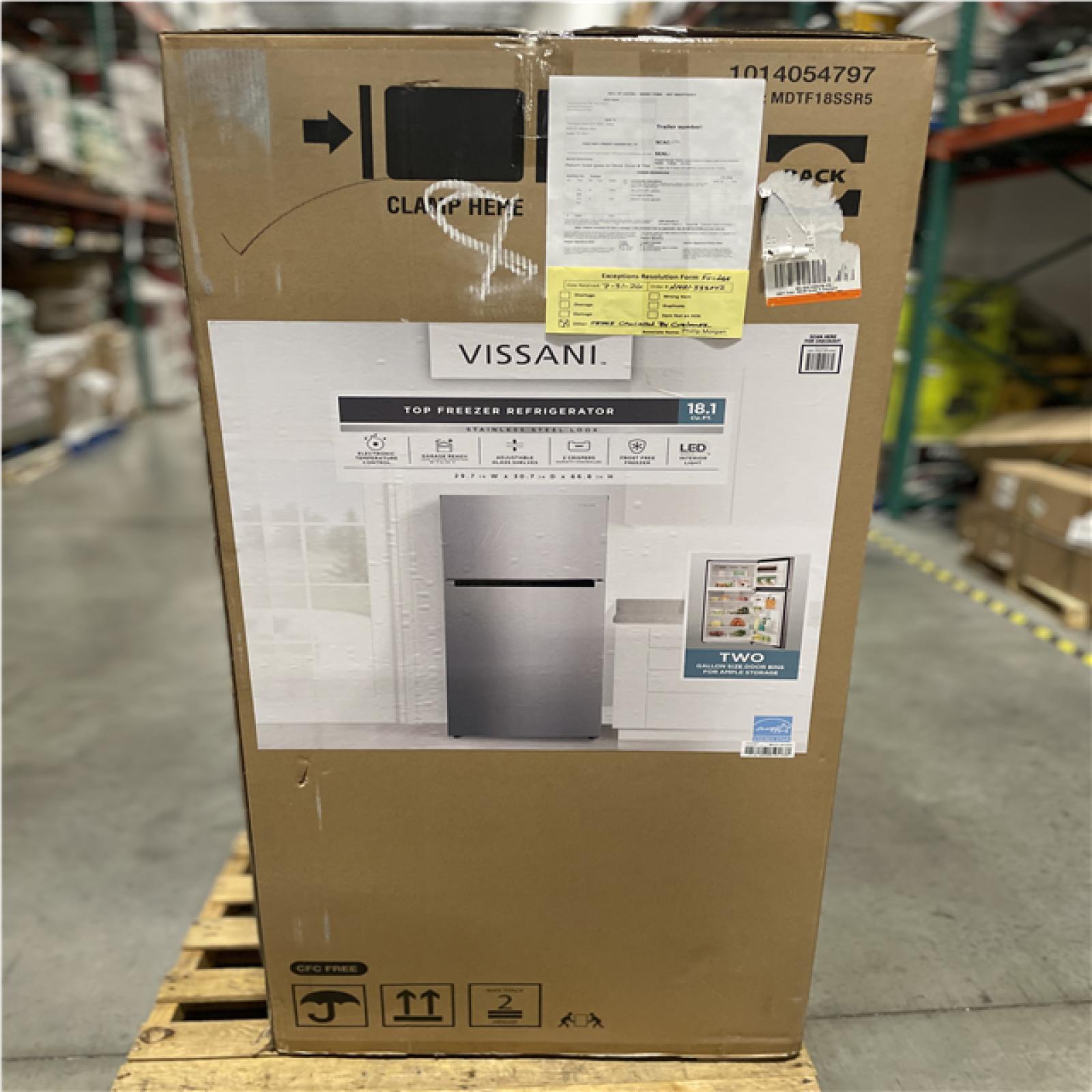 DALLAS LOCATION - AS-IS VISSANI 18.1 cu. ft. Top Freezer Refrigerator in Fingerprint Resistant Stainless Steel