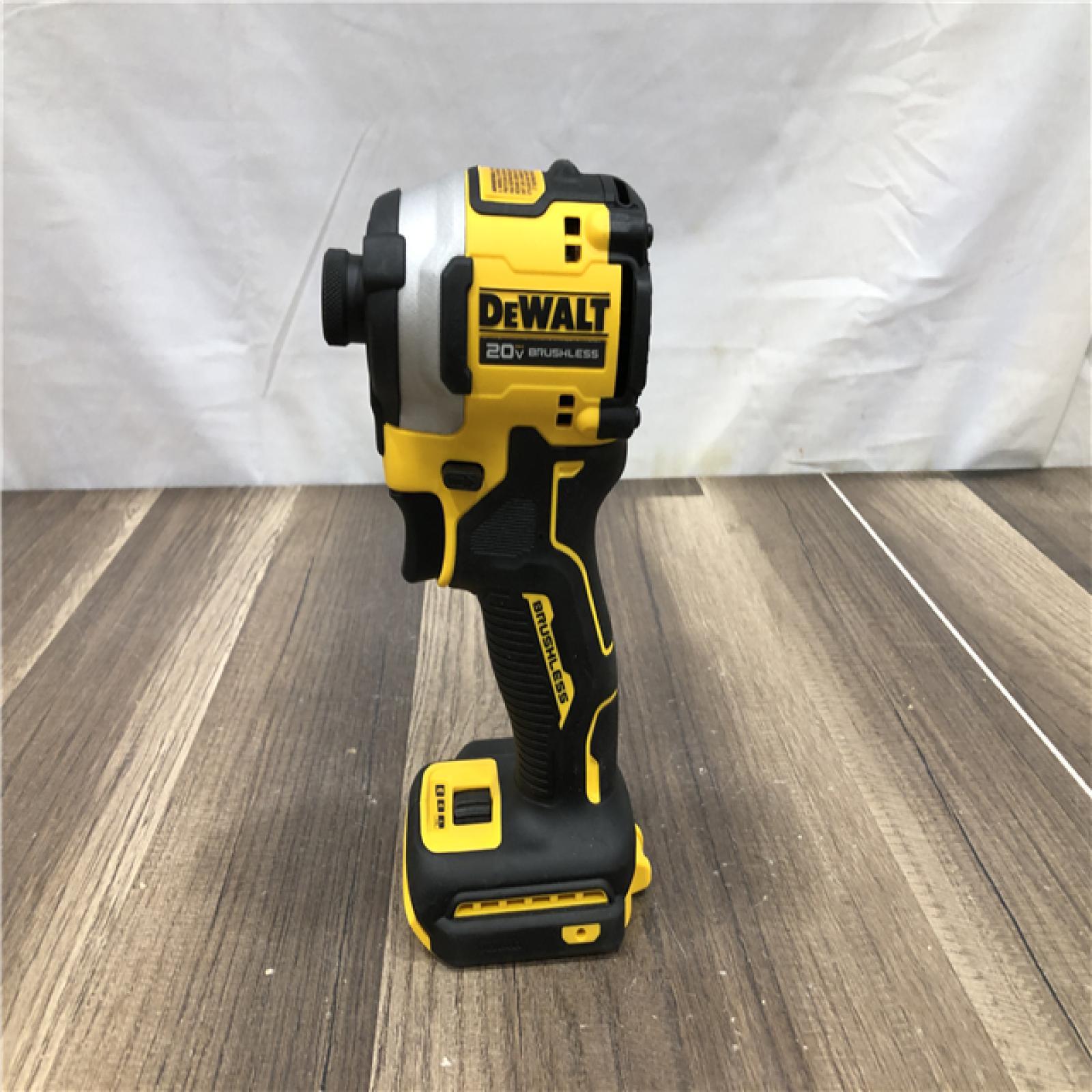 AS-IS DEWALT ATOMIC 20V MAX Lithium-Ion Cordless 1/4 in. Brushless Impact Driver Kit