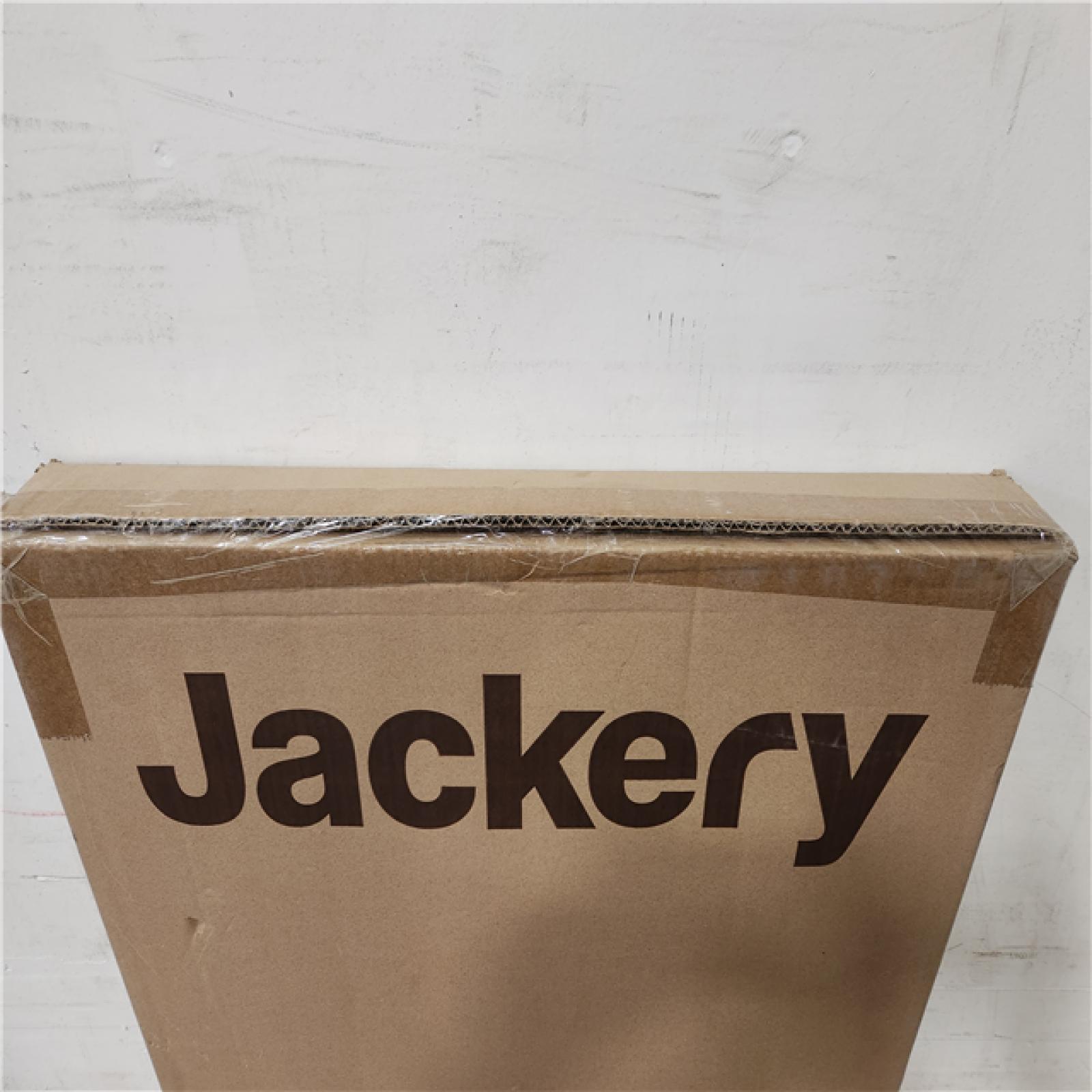 Phoenix Location NEW Jackery Solar Saga 100W Explorer 440/Power Pro