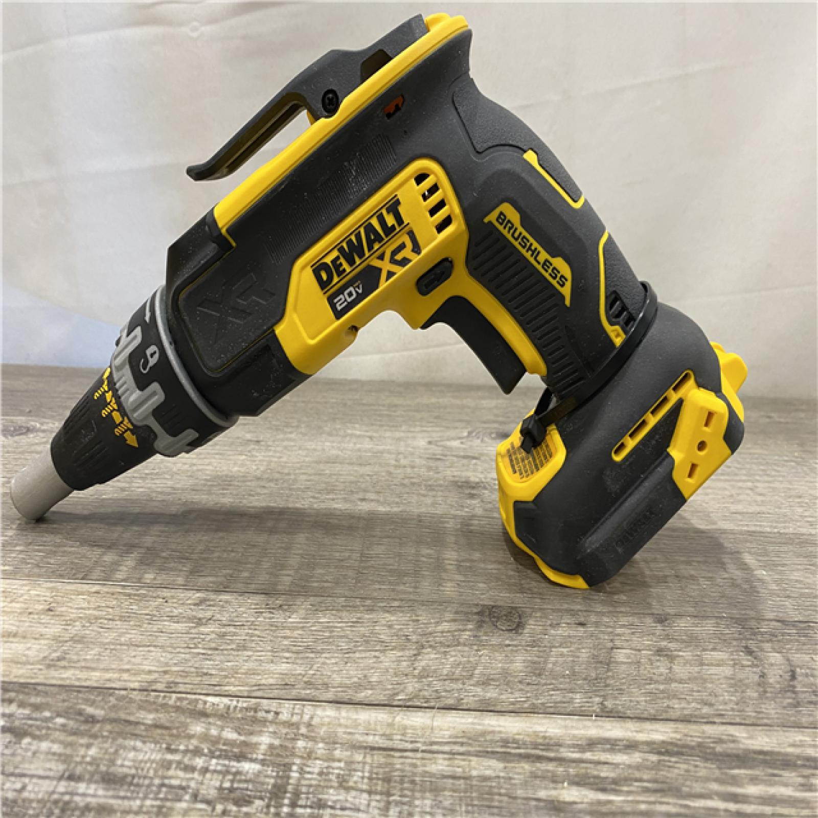 AS-IS DEWALT XR 20V MAX Lithium-Ion Cordless Brushless Screw Gun (Tool Only)