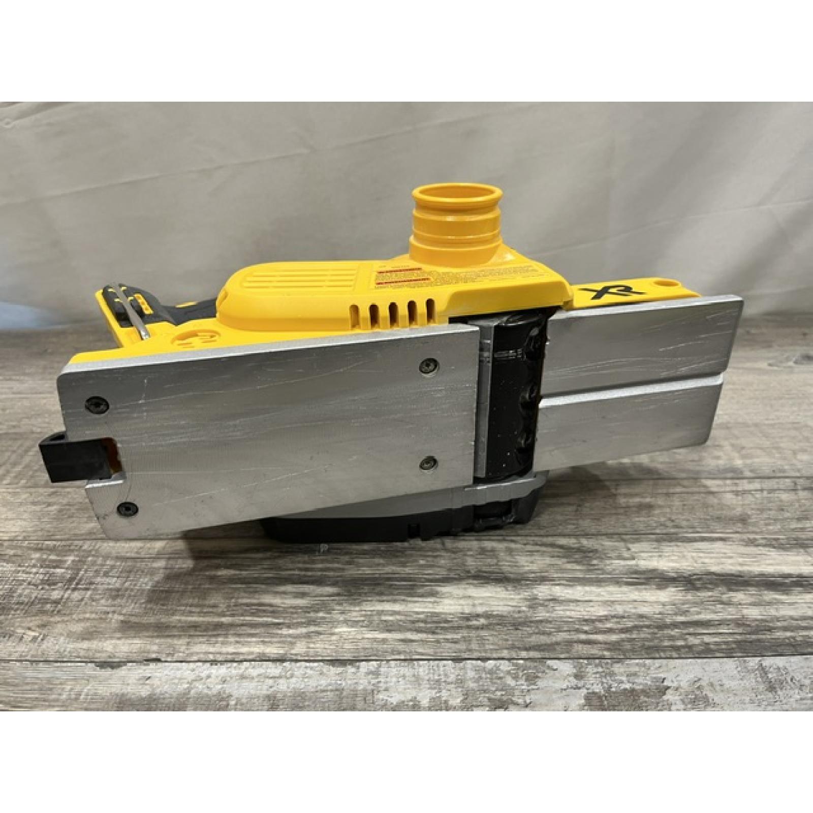 AS-IS DEWALT 20V MAX XR Cordless Brushless 3-1/4 in. Planer (Tool Only)