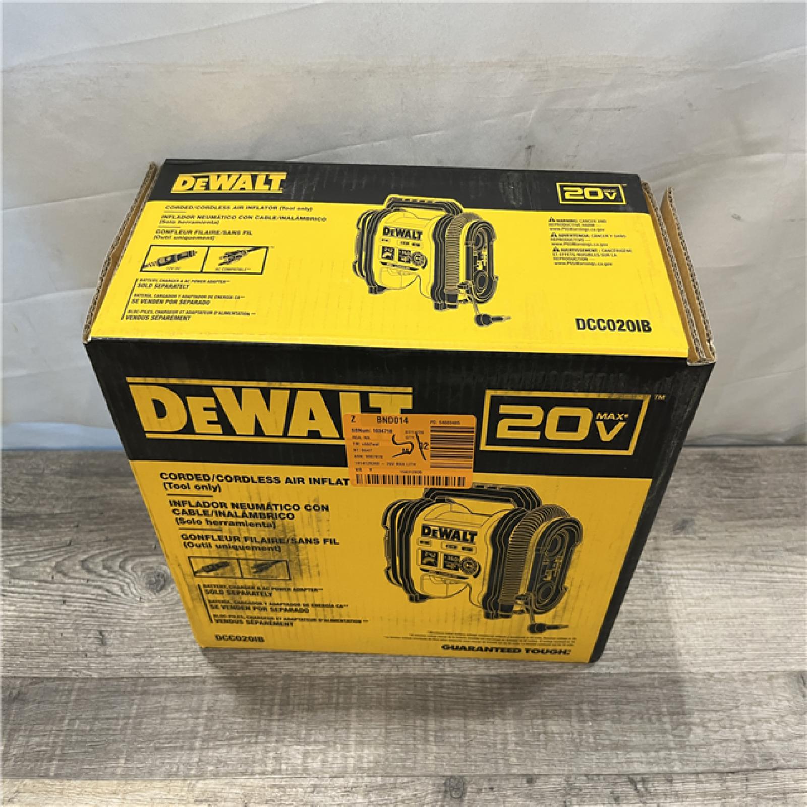 NEW - DEWALT 20V MAX Cordless Electric Portable Inflator (Tool Only)