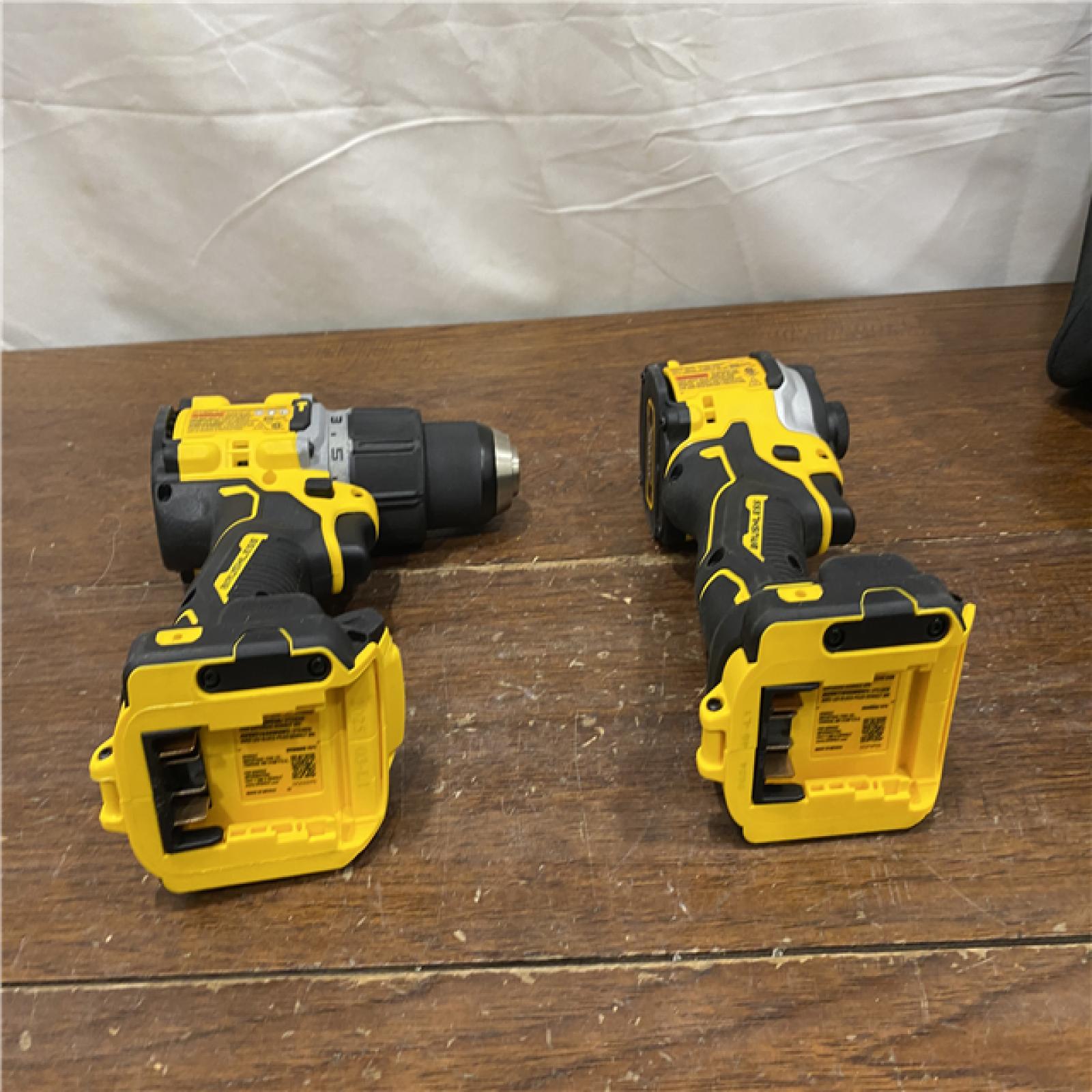 AS-IS DEWALT 20V MAX XR Hammer Drill and ATOMIC Impact Driver 2 Tool Cordless Combo Kit with (2) 4.0Ah Batteries, Charger, and Bag