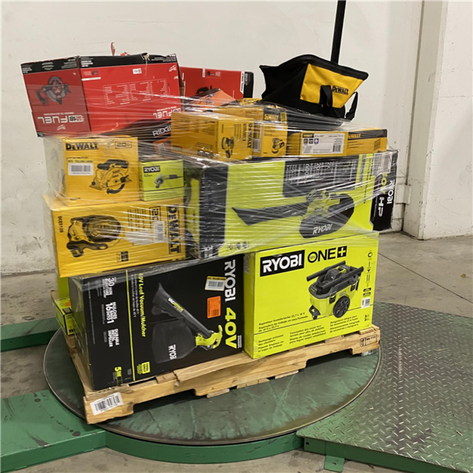 Dallas Location - As-Is Tool Pallet