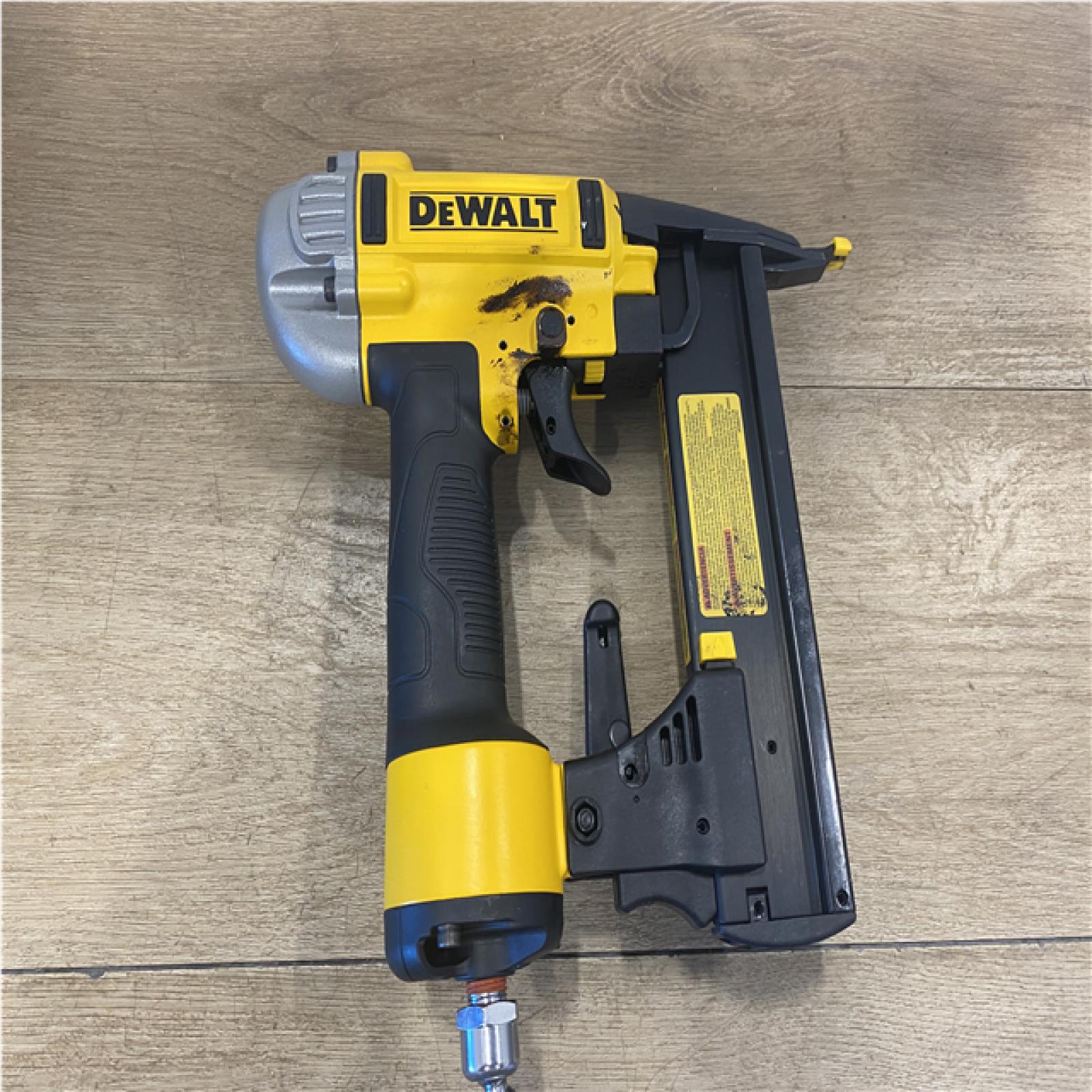 AS-IS DEWALT Pneumatic 18-Gauge 1/4 in. Crown Corded Stapler