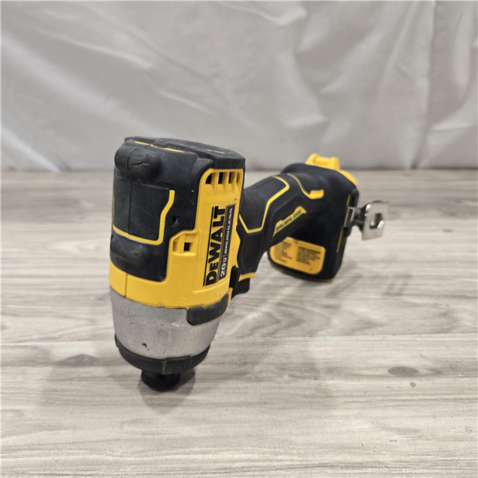 AS-IS DeWALT ATOMIC 20V MAX Cordless Compact Impact Driver Kit