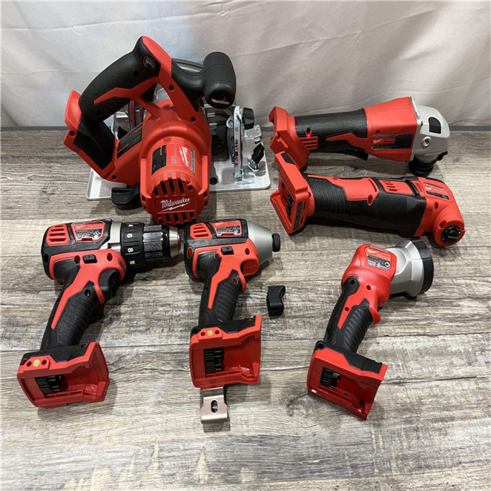 AS-IS Milwaukee 18-Volt Lithium-Ion Cordless (6-Tool) Combo Kit