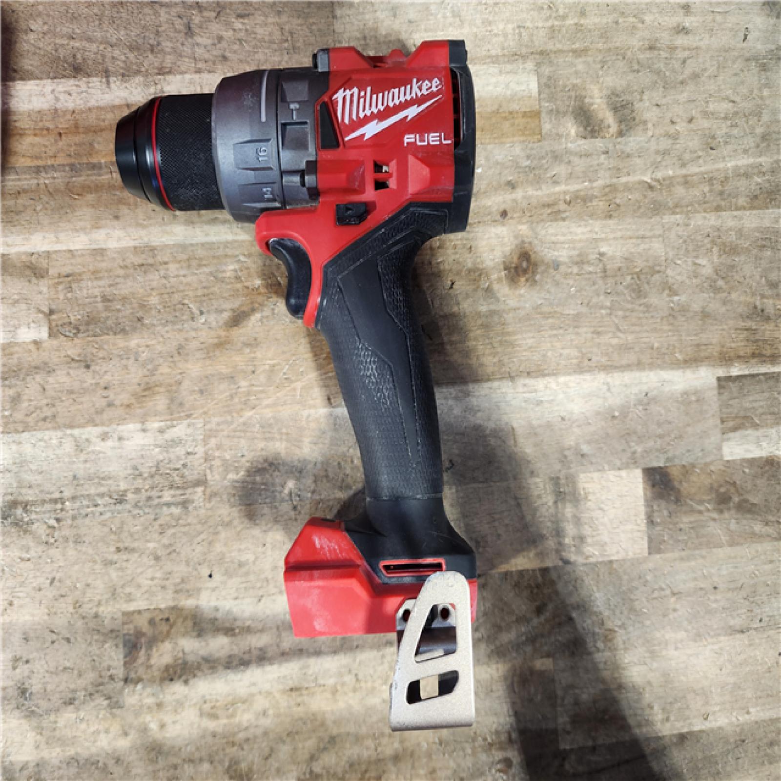 HOUSTON LOCATION - AS-IS Milwaukee FUEL 18V Lithium-Ion Brushless Cordless 1/2 in. Hammer Drill Driver Kit