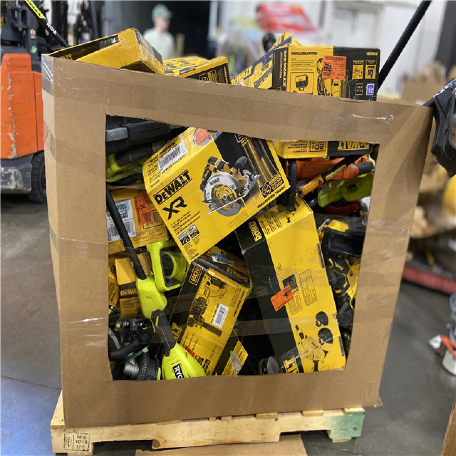 DALLAS LOCATION - AS-IS TOOL PALLET