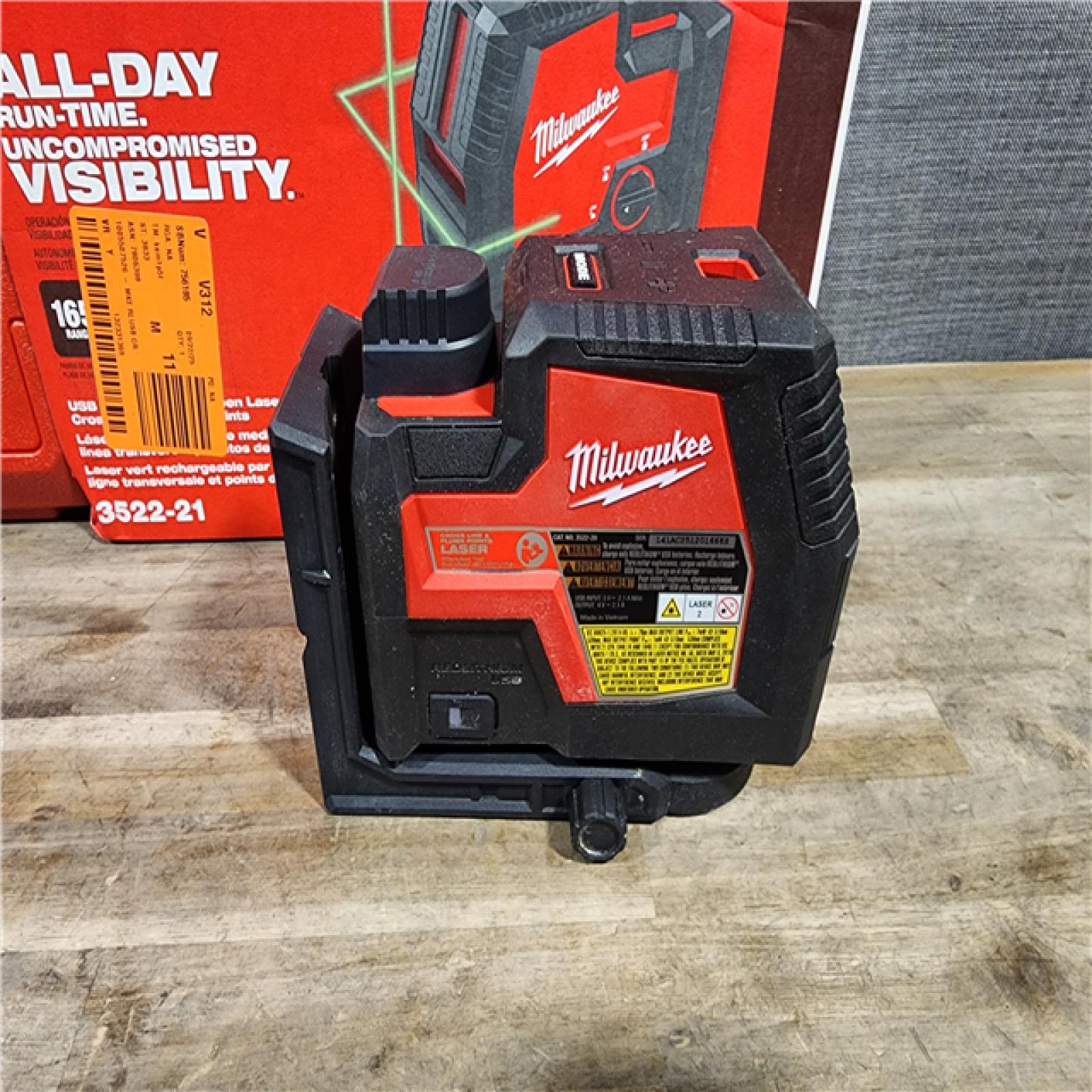 HOUSTON LOCATION - AS-IS (APPEARS LIKE NEW) Milwaukee-3522-21 Green Beam Laser Cross Line Plumb Point USB Rechargeable