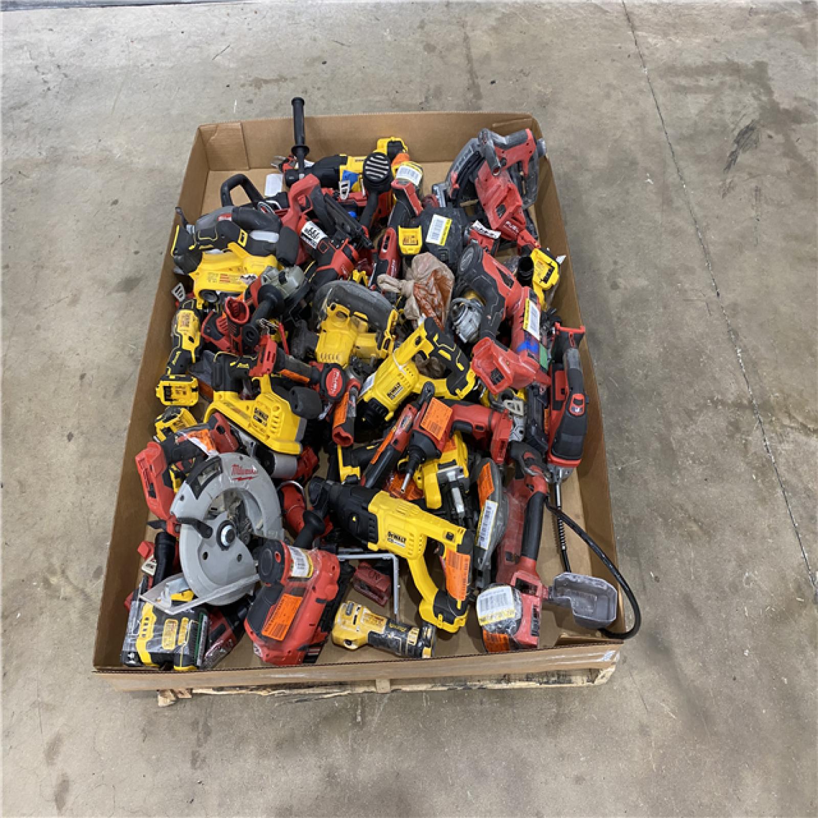 Houston Location AS IS - Tool Pallet