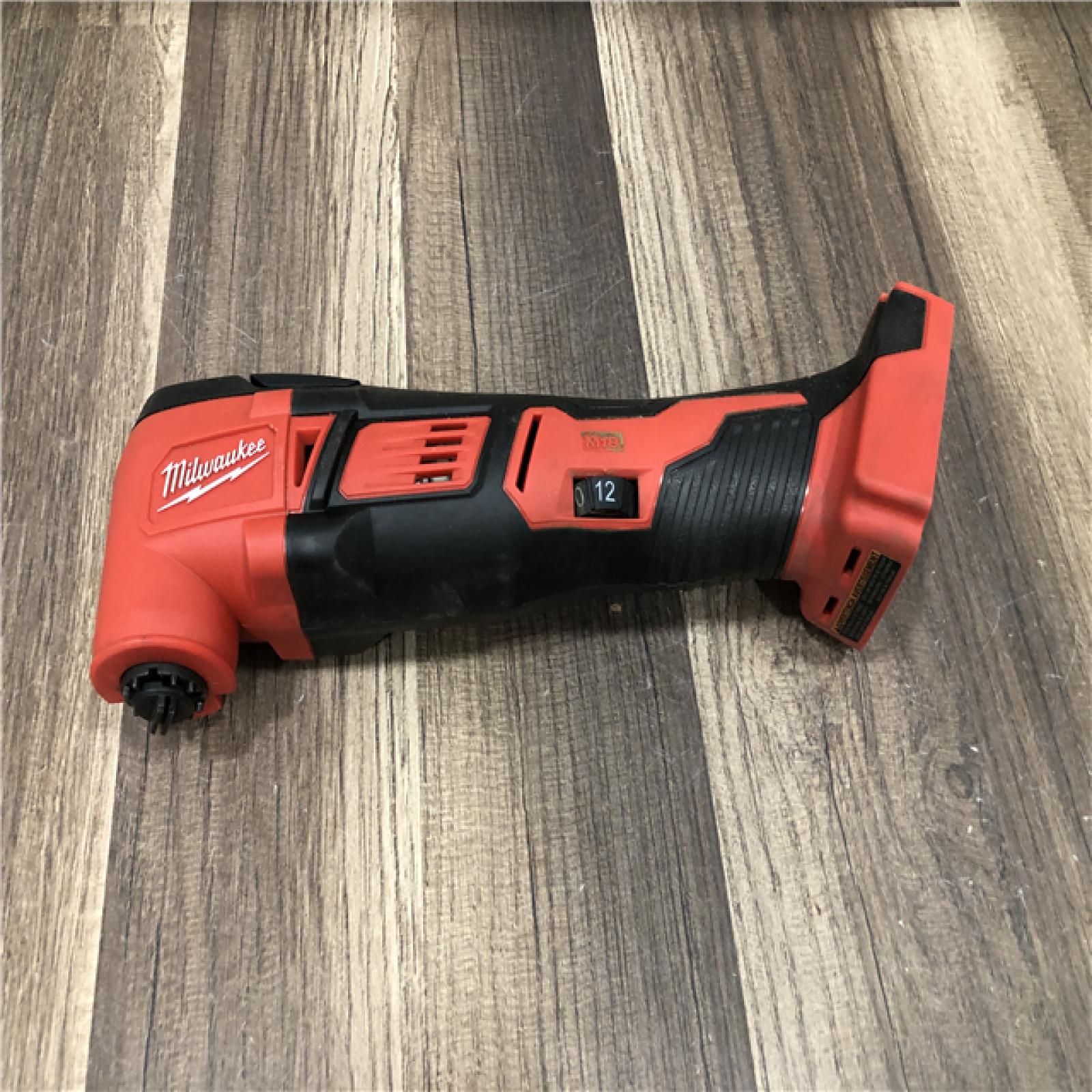AS-IS Milwaukee 18V Lithium-Ion Cordless Oscillating Multi-Tool (Tool-Only)